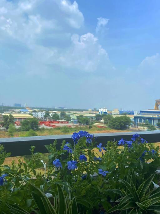 Quan 7 - Peace & Happiness House Free Pool, Park Apartment Ho Chi Minh City