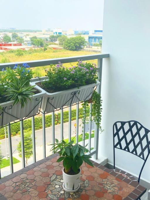 Apartment Quan 7 - Peace & Happiness House Free Pool, Park *