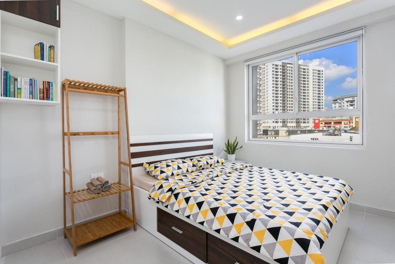 Kirakuan Luxury 2br Pool/gym * Ho Chi Minh City