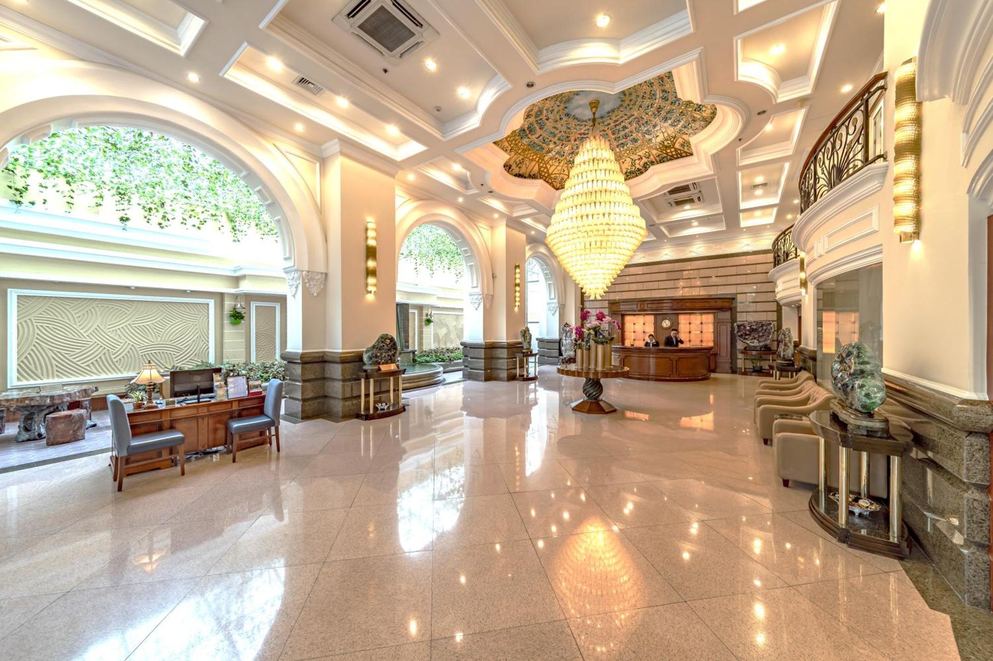 Khách sạn hẻo lánh Khu Căn Hộ Cao Cấp Sherwood 5*
