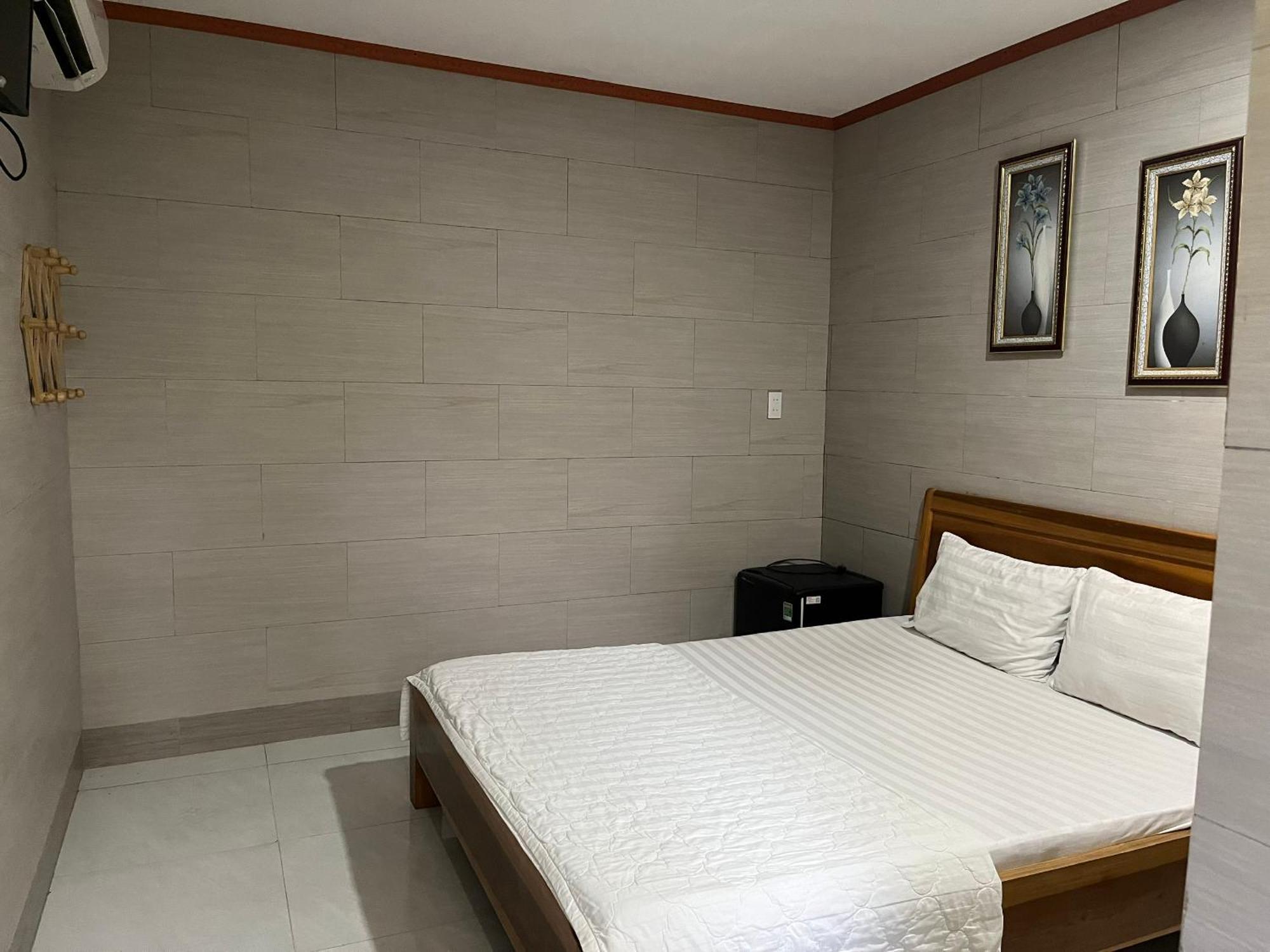 Motel Khang Bao Vien