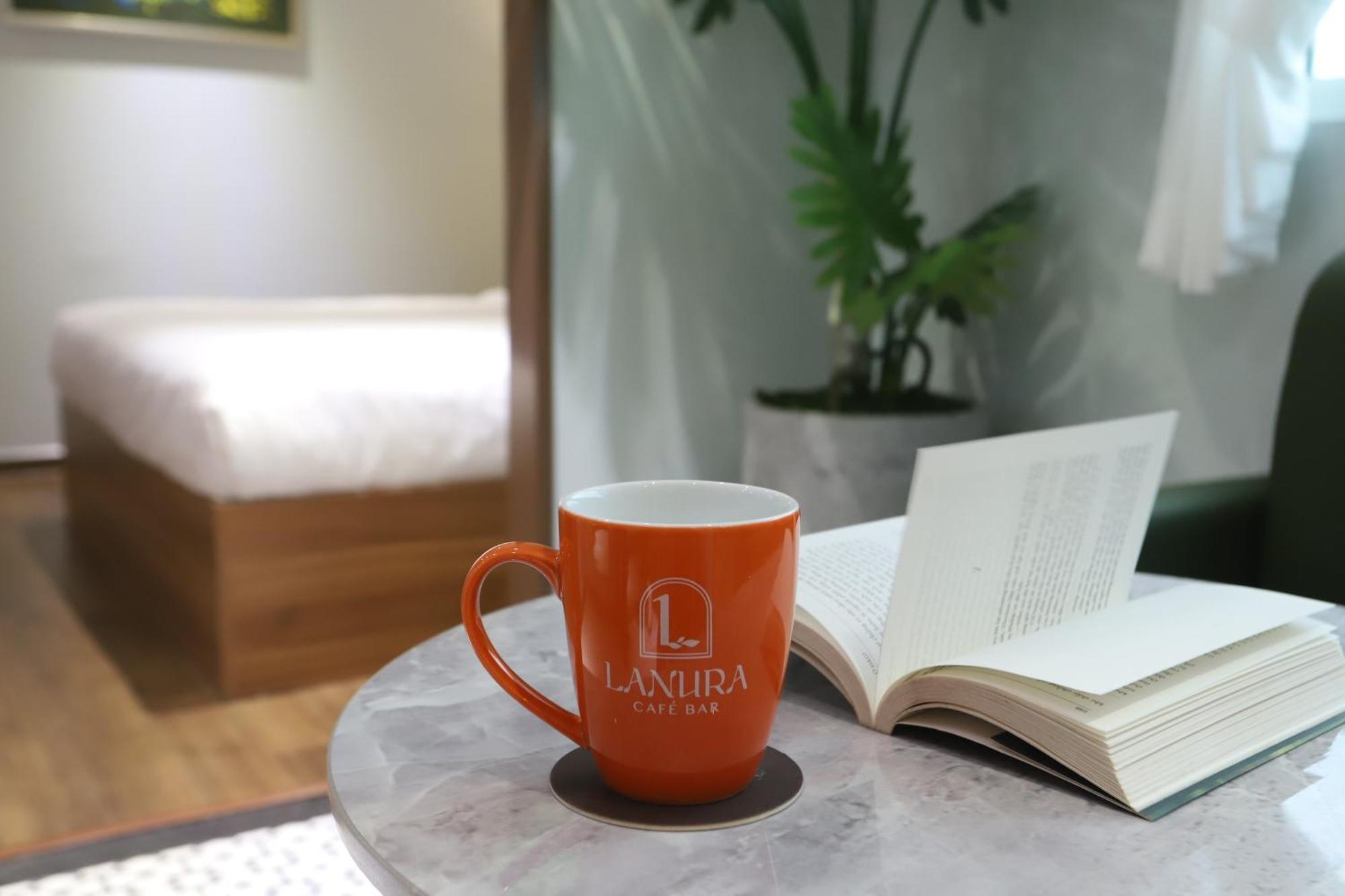 Hotel Lanura And Ho Chi Minh City