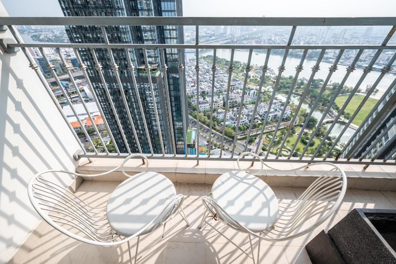 Vinhomes Central Park Luxury For Rent