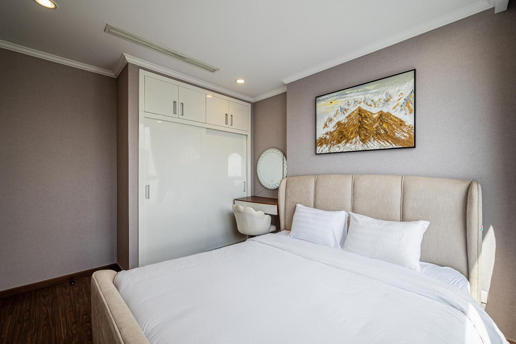 Sy's - Vinhomes Park - & View * Ho Chi Minh City