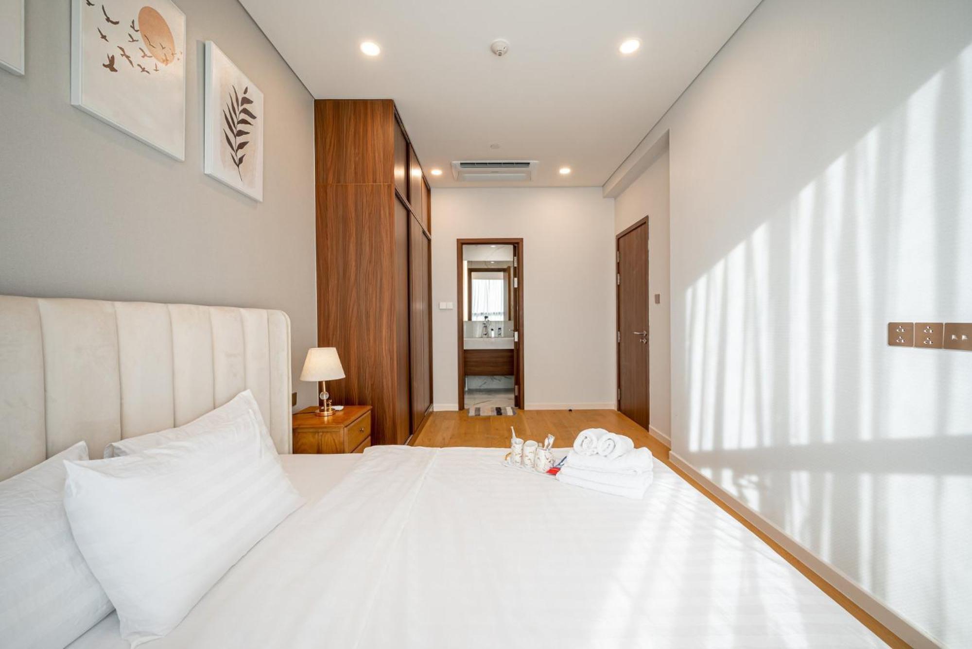 The Metropole Apartment
