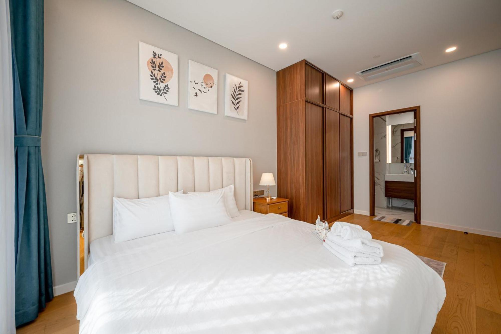 The Metropole