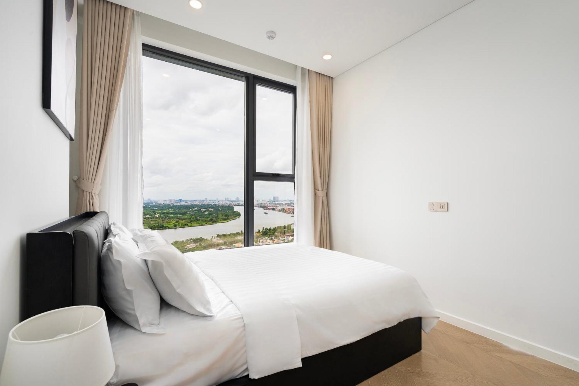 Lumiere Riverside Condotel By Meli Ho Chi Minh City