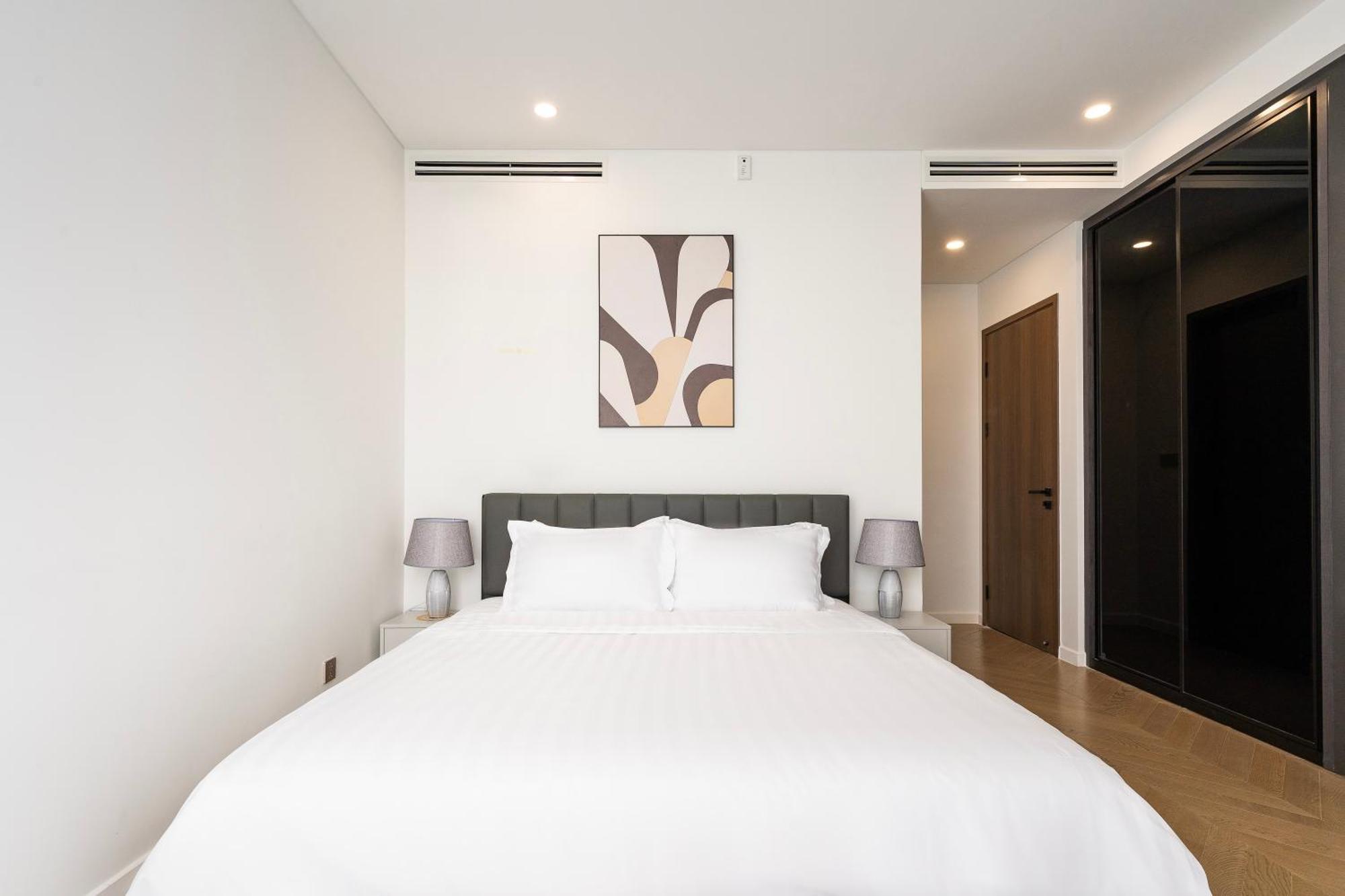 Lumiere Riverside Condotel By Meli * Ho Chi Minh City