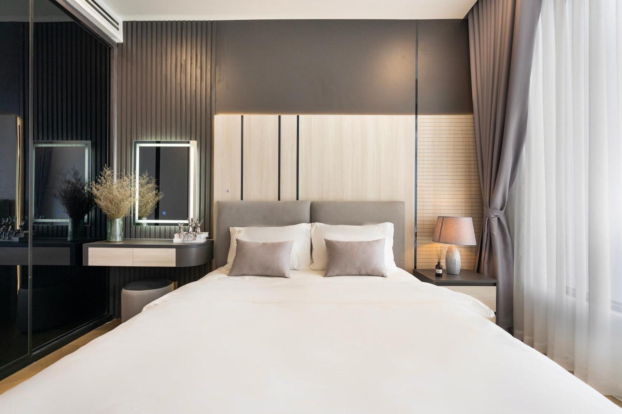 Lumiere Riverside Condotel By Meli * Ho Chi Minh City