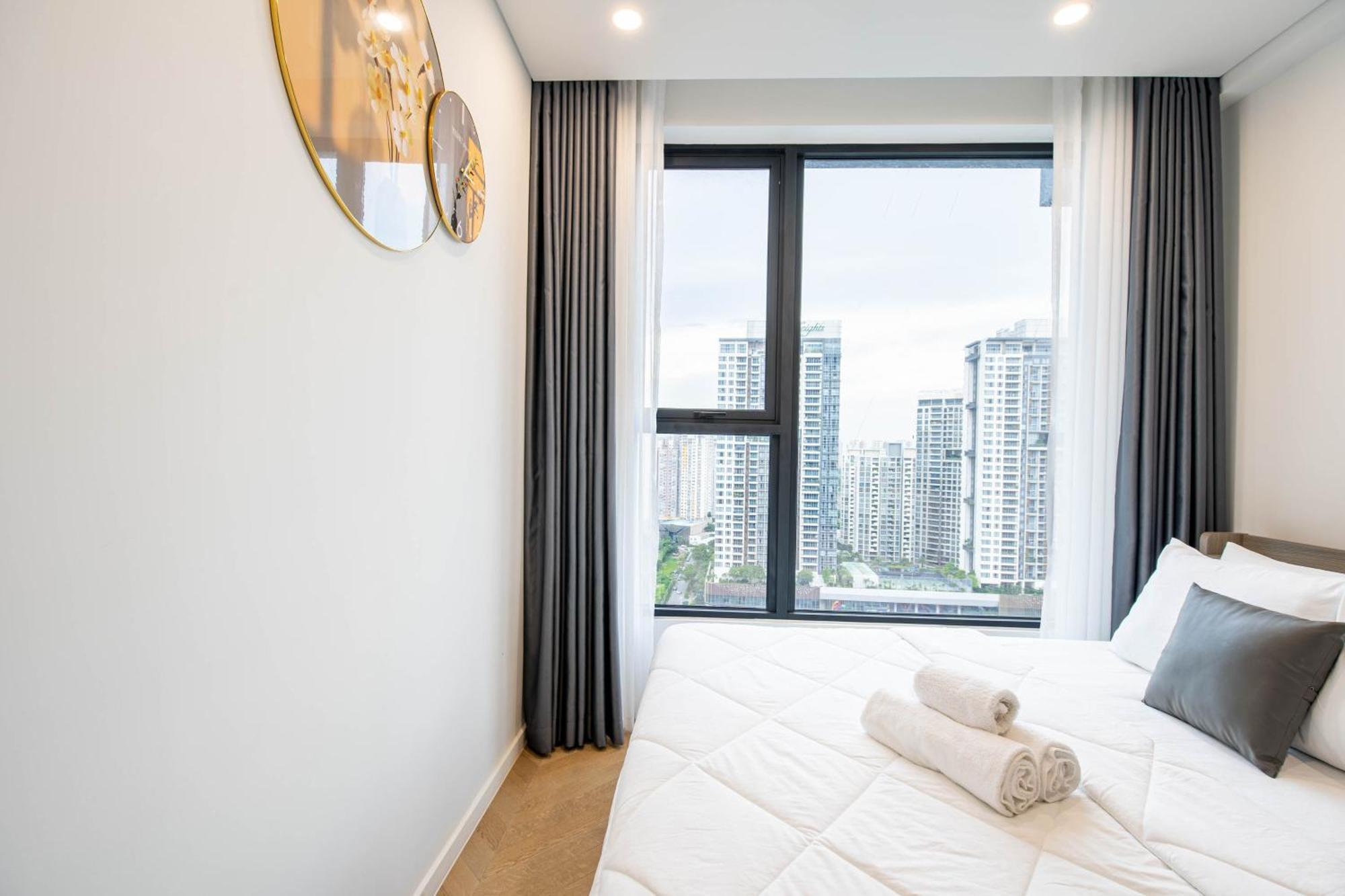 Odela Lumiere Riverside Luxury Vacation Apartment Ho Chi Minh City