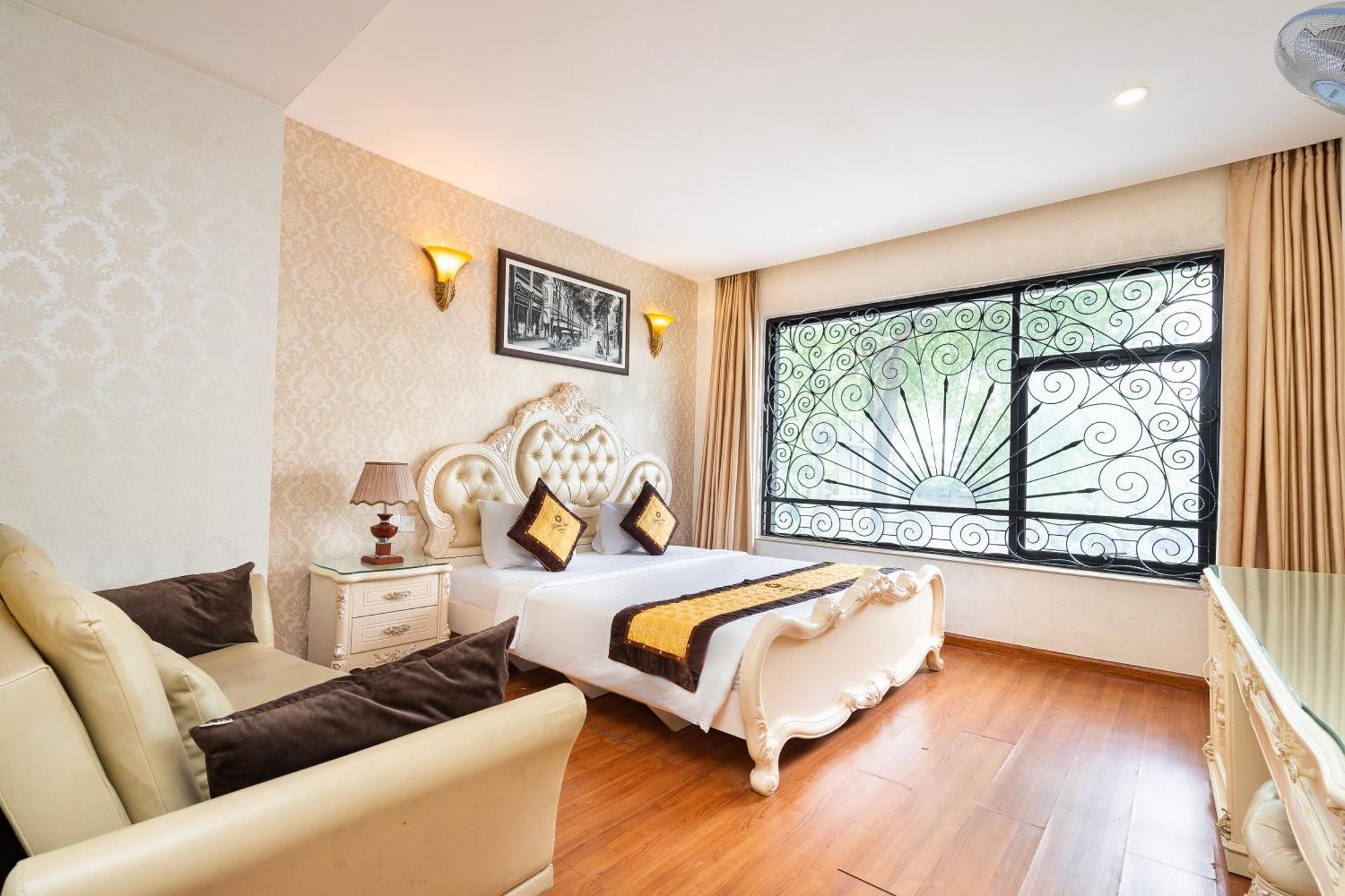 Hotel Golden Star 3*