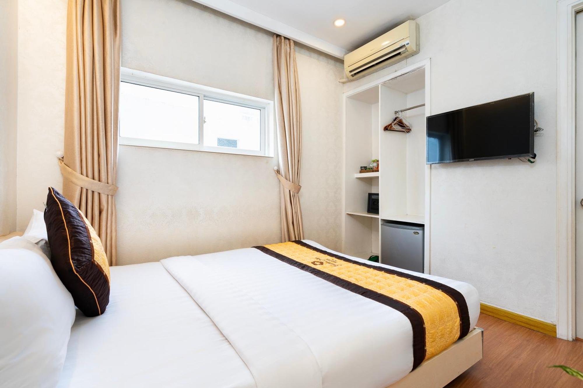Hotel Golden Star 3*