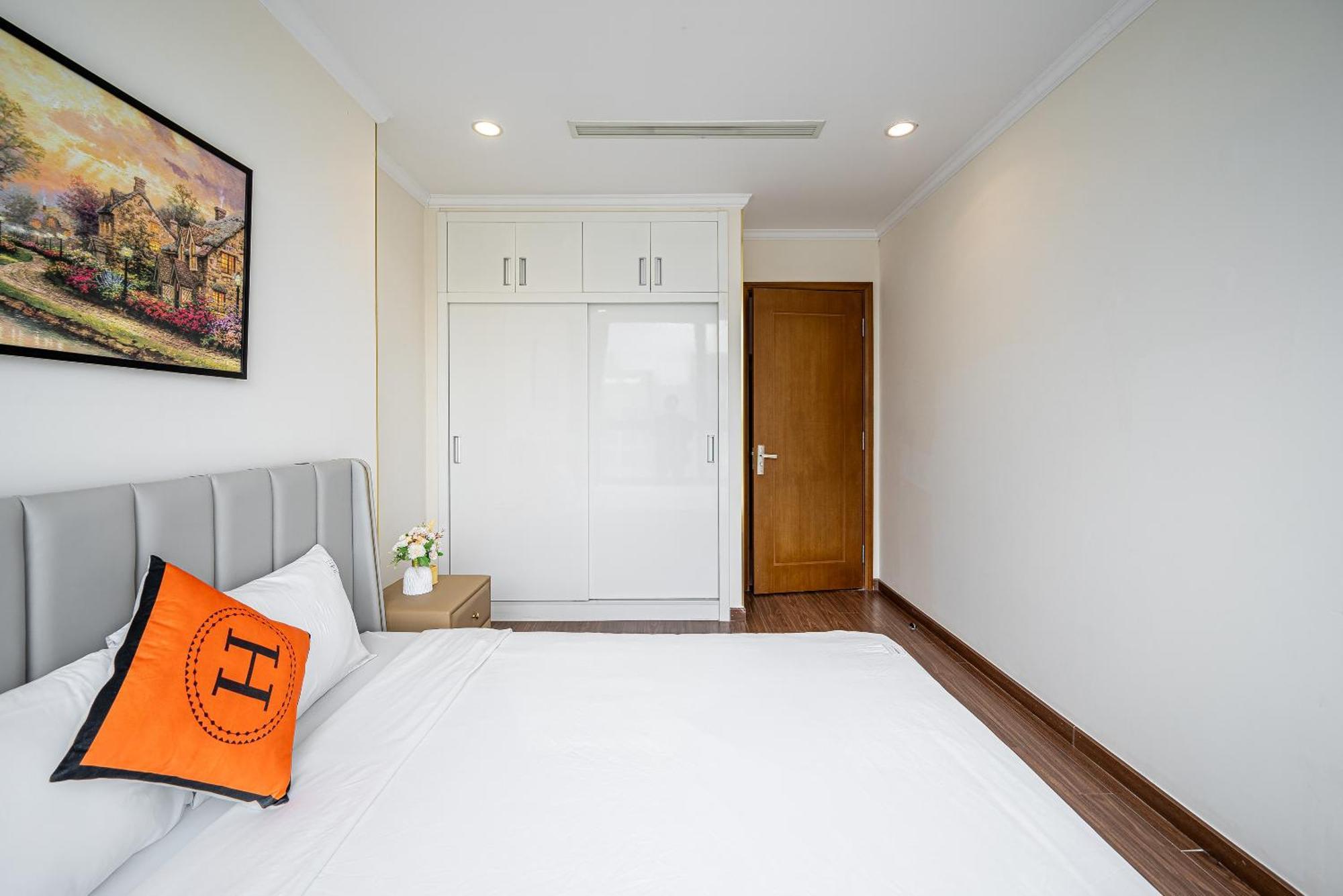 Landmark Sky Living Luxury-full Noi That *