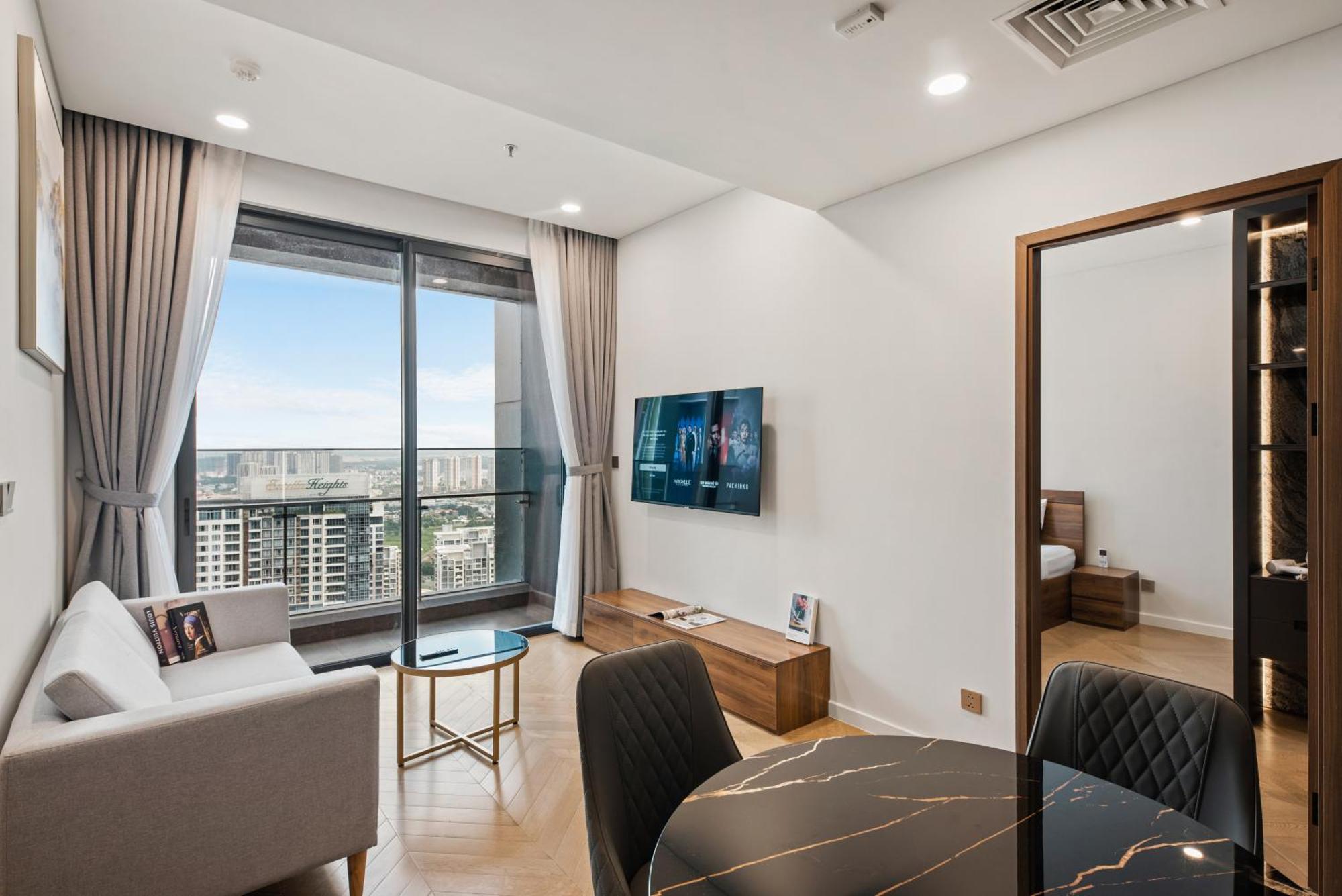 Smile Home - Lumiere Luxury Stay View & Pool - Thao Dien Ho Chi Minh City