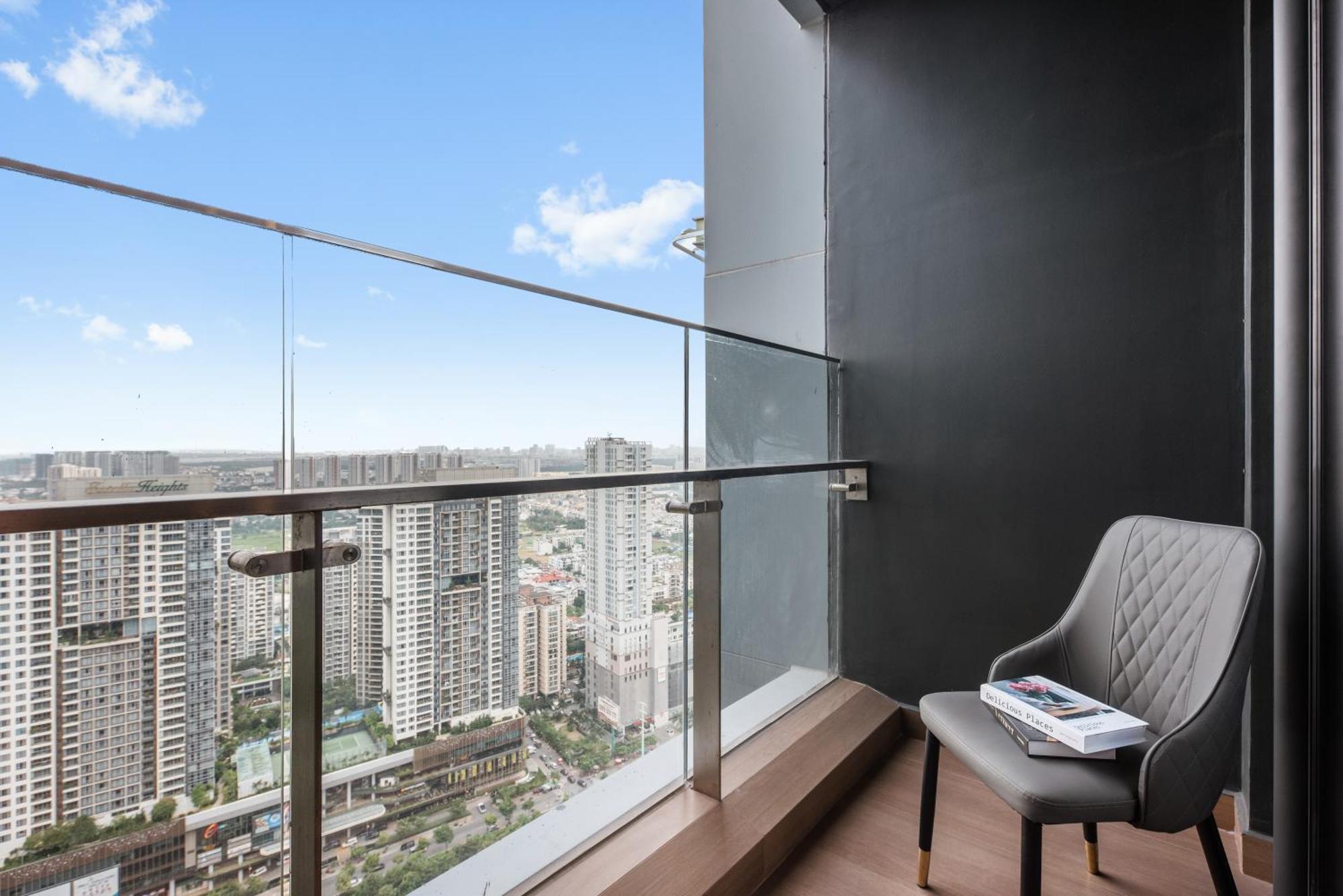 Smile Home - Lumiere Luxury Stay View & Pool - Thao Dien Apartment