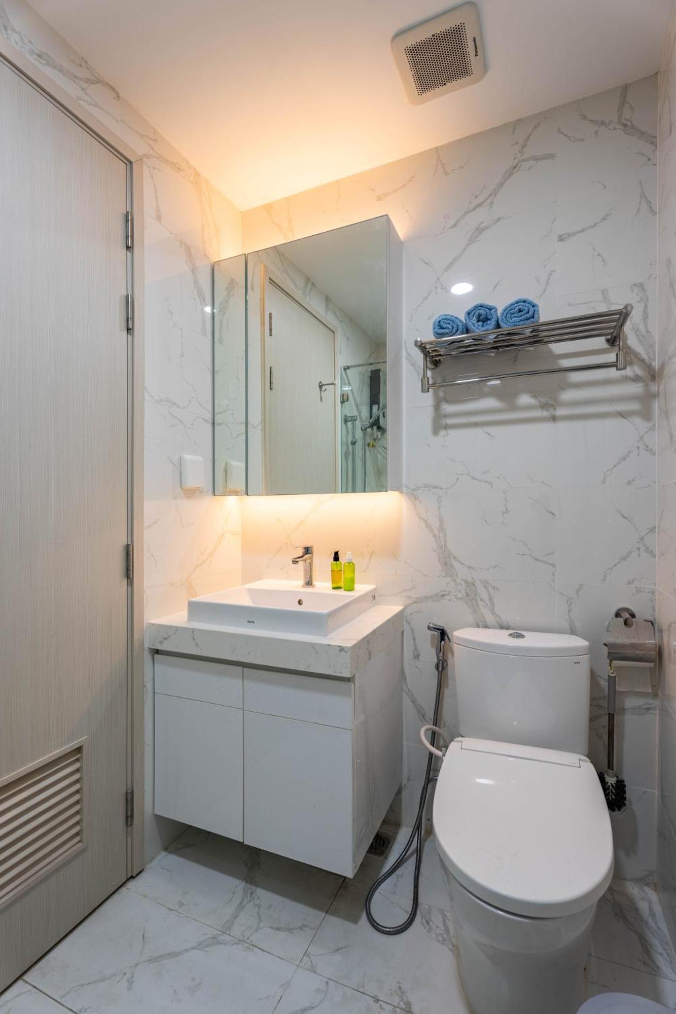 Roomio Paris Hoang Kim-shared Homestay *