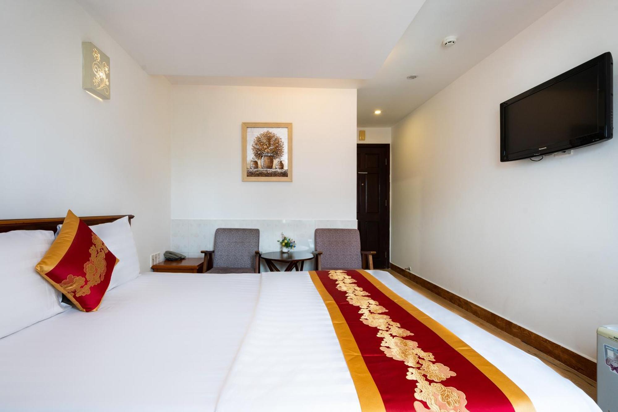 Hanz King Airport Saigon Hotel 3*