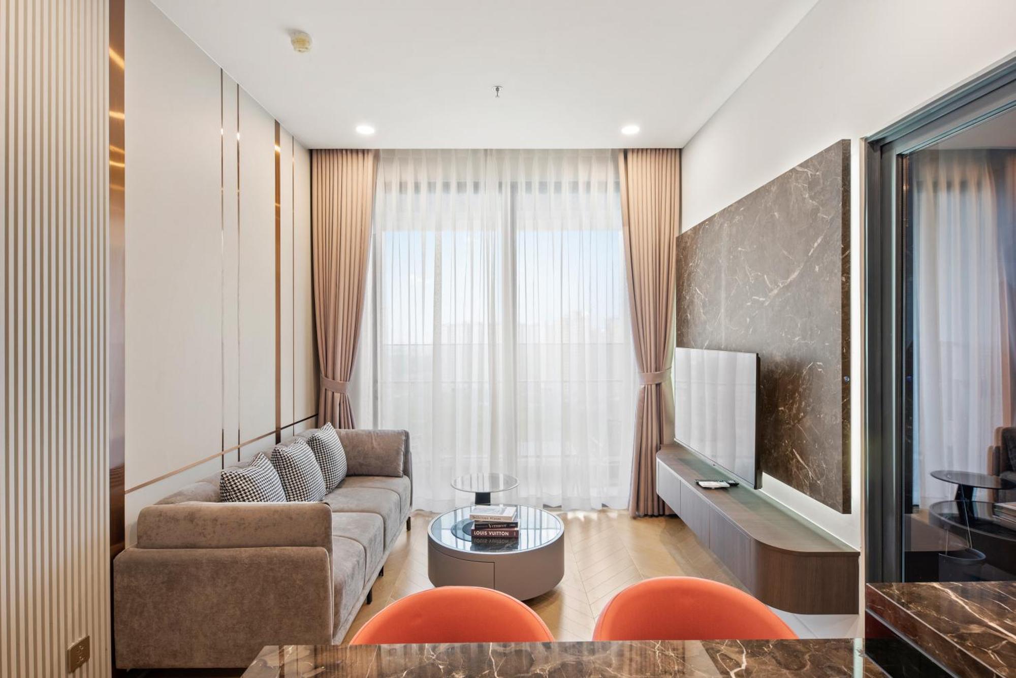 Smile Home - Lumiere Luxury Stay View & Pool - Thao Dien