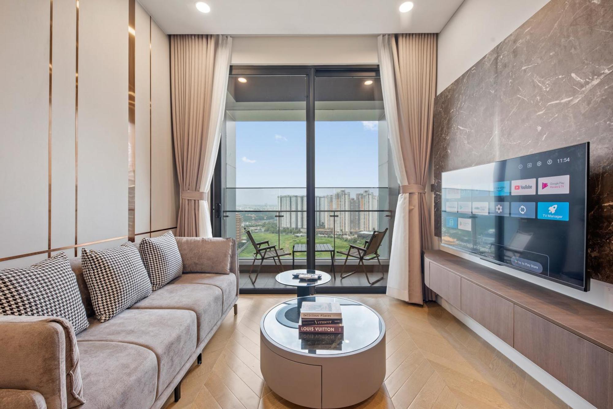 Smile Home - Lumiere Luxury Stay View & Pool - Thao Dien Apartment