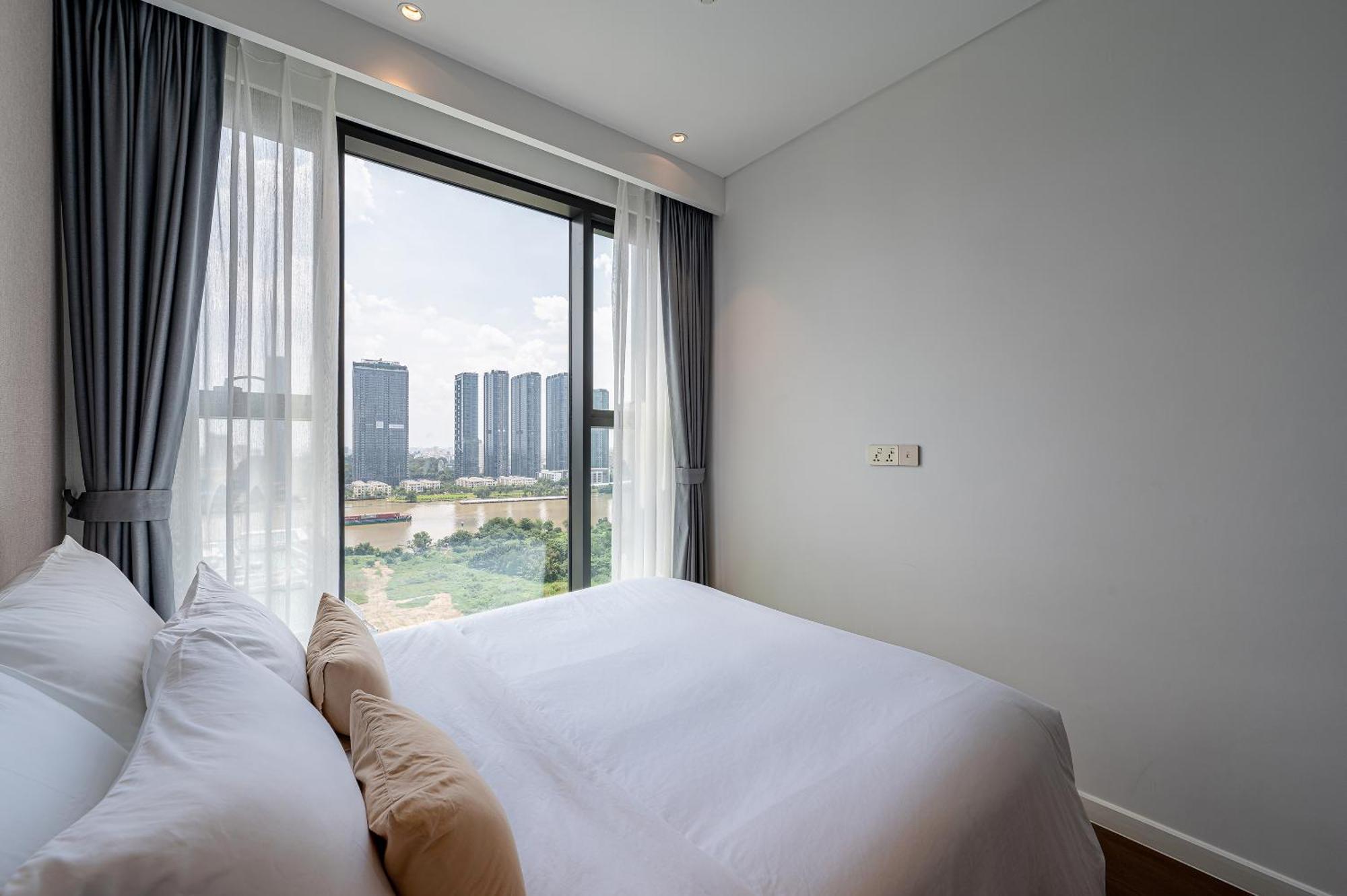 Metropole Thu Thiem Apartment *