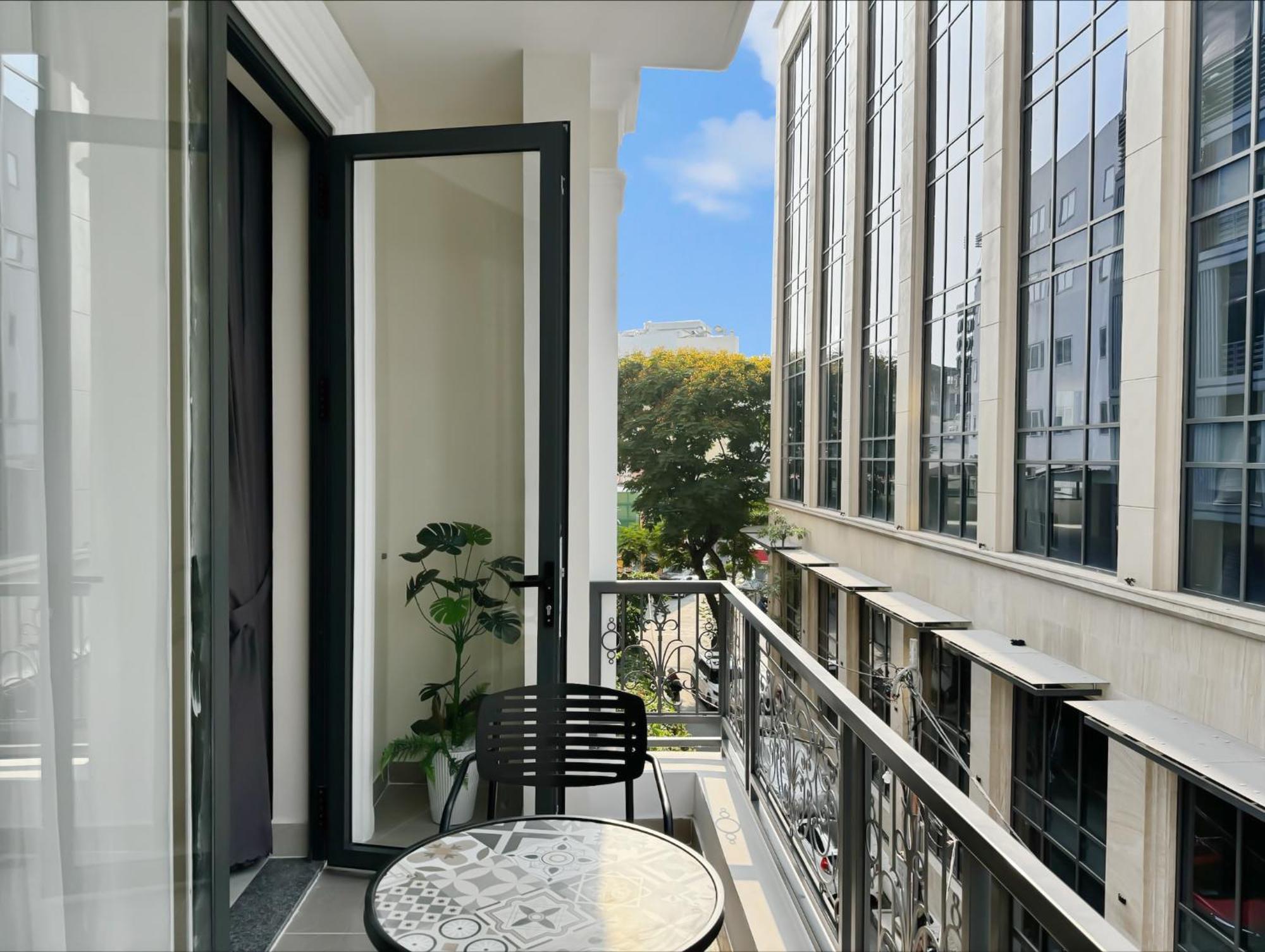 Newhome Luxury Hotel 3*