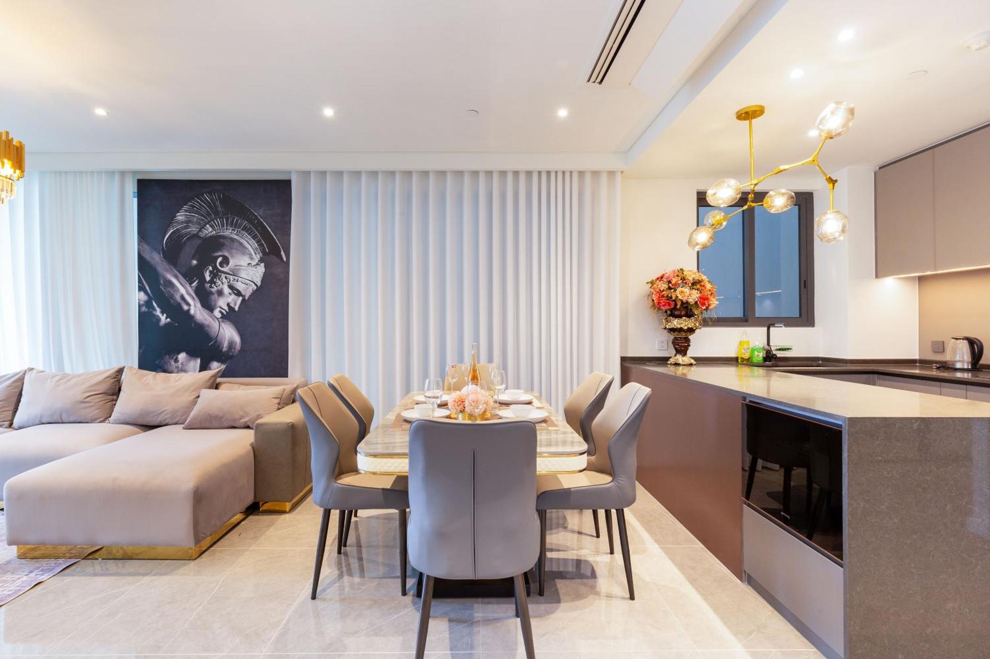 Apartment The Opera Cental Saigon Free Pool-gym-sauna Room- Golf Mini