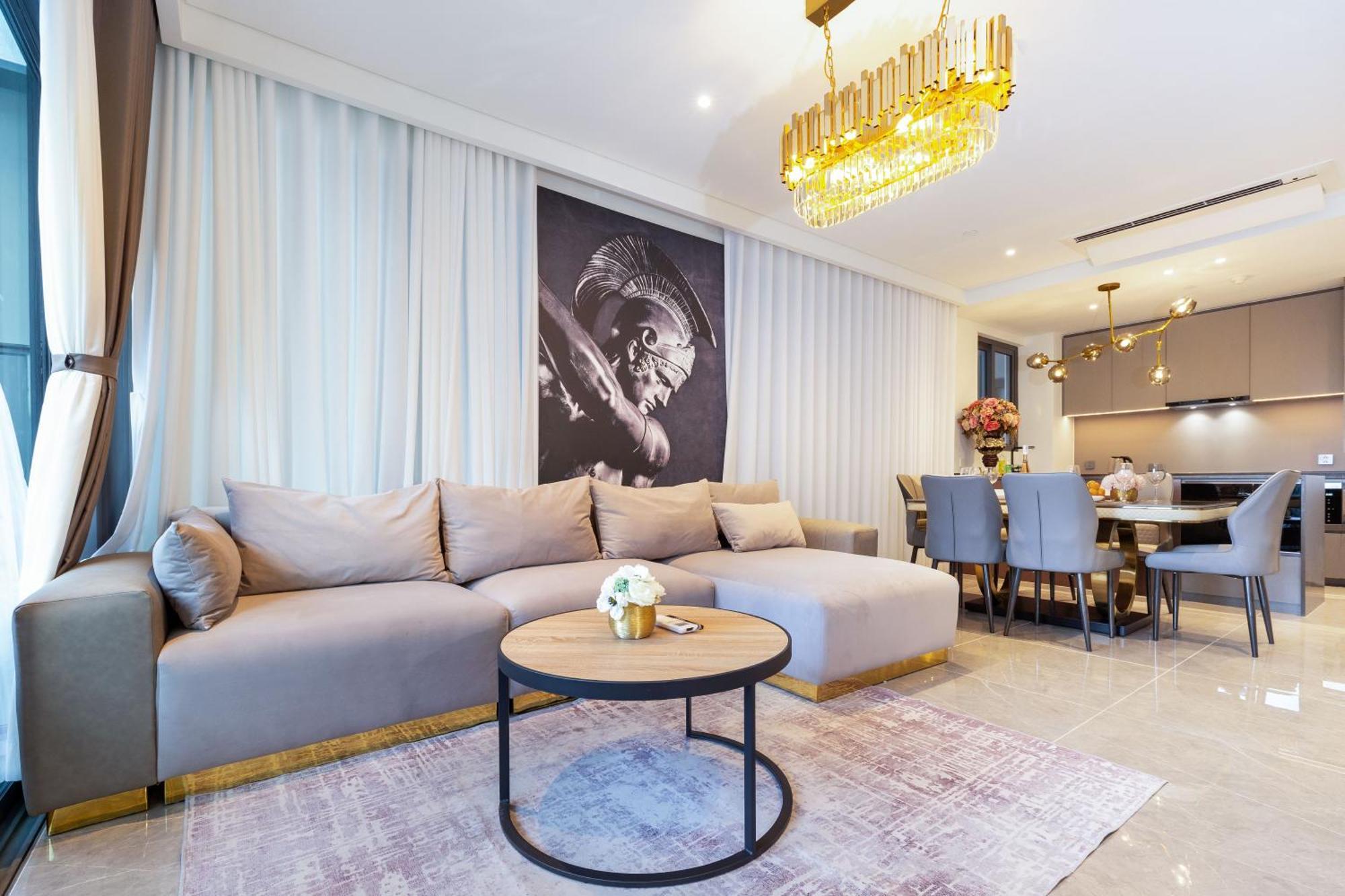 The Opera Cental Saigon Free Pool-gym-sauna Room- Golf Mini Apartment Ho Chi Minh City