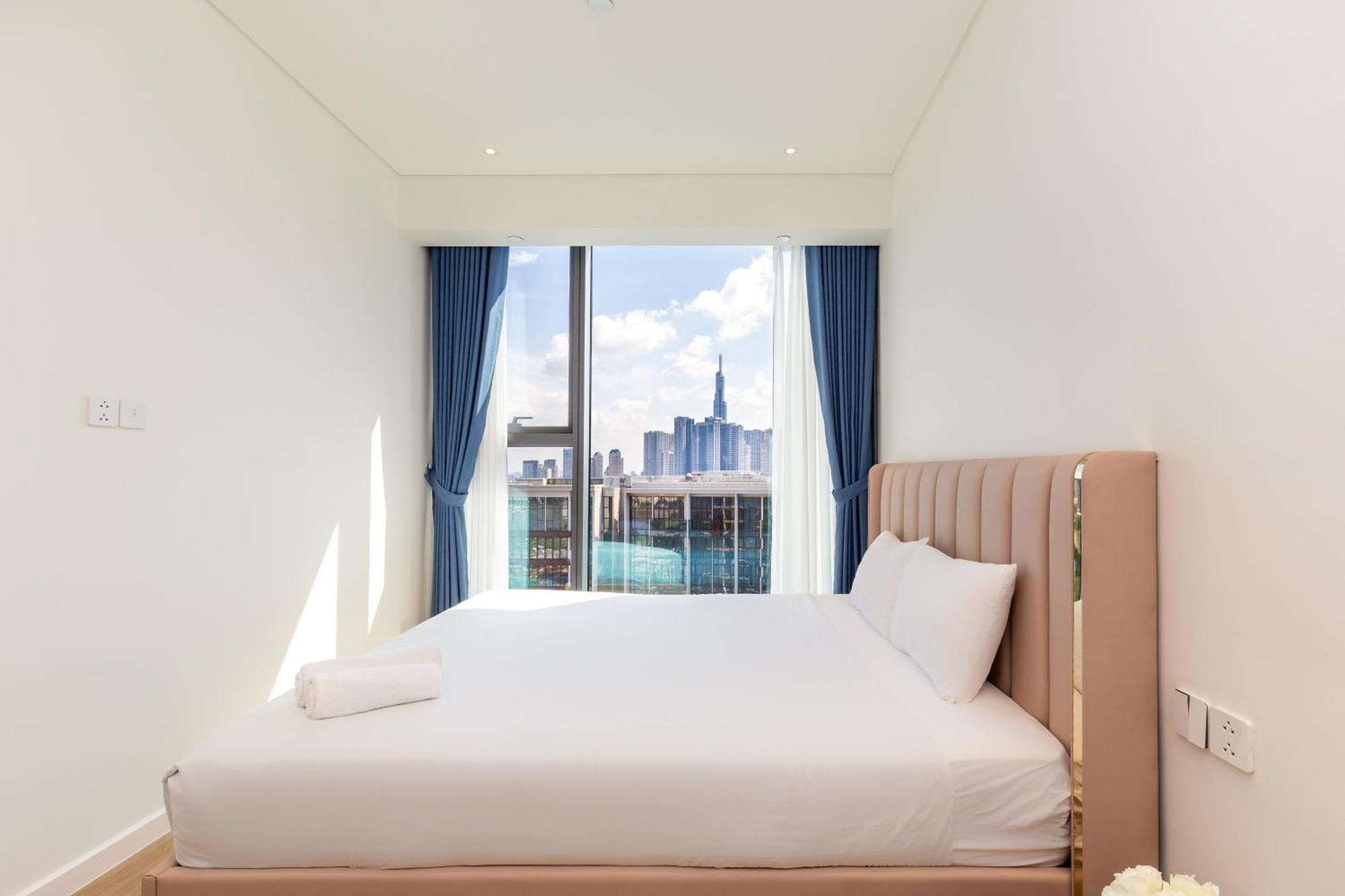 The Opera Cental Saigon Free Pool-gym-sauna Room- Golf Mini Ho Chi Minh City