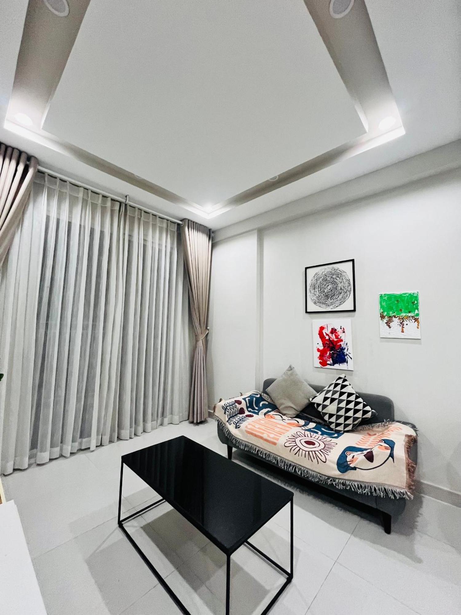 Kirakuan Parkview 2br Pool/gym/balcony Apartment *