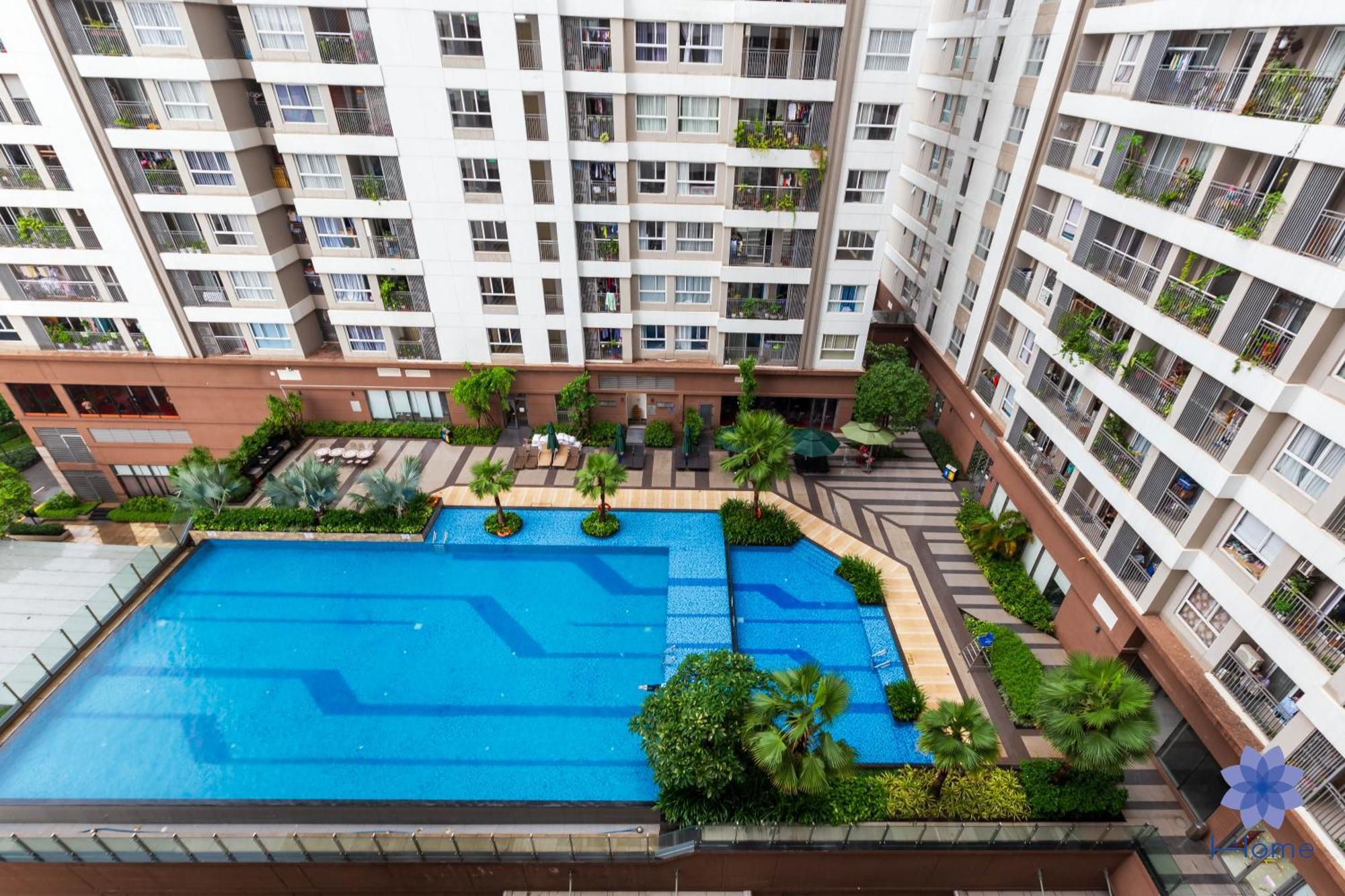 Home, Cosy&luxury - 5mins To Airport, Free Pool&gym, Airport Pick Up Service Apartment