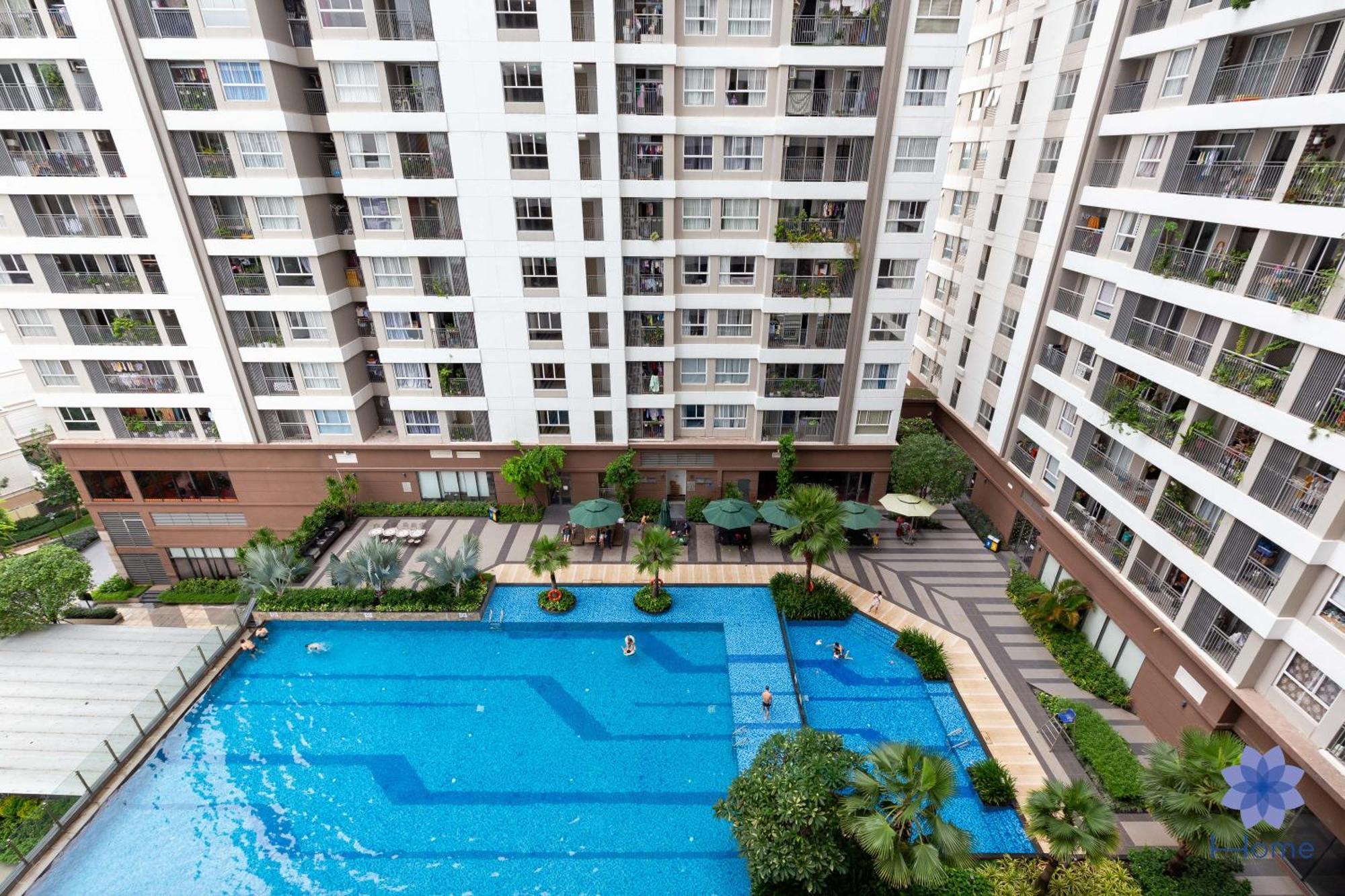 Home, Cosy&luxury - 5mins To Airport, Free Pool&gym, Airport Pick Up Service Apartment Ho Chi Minh City