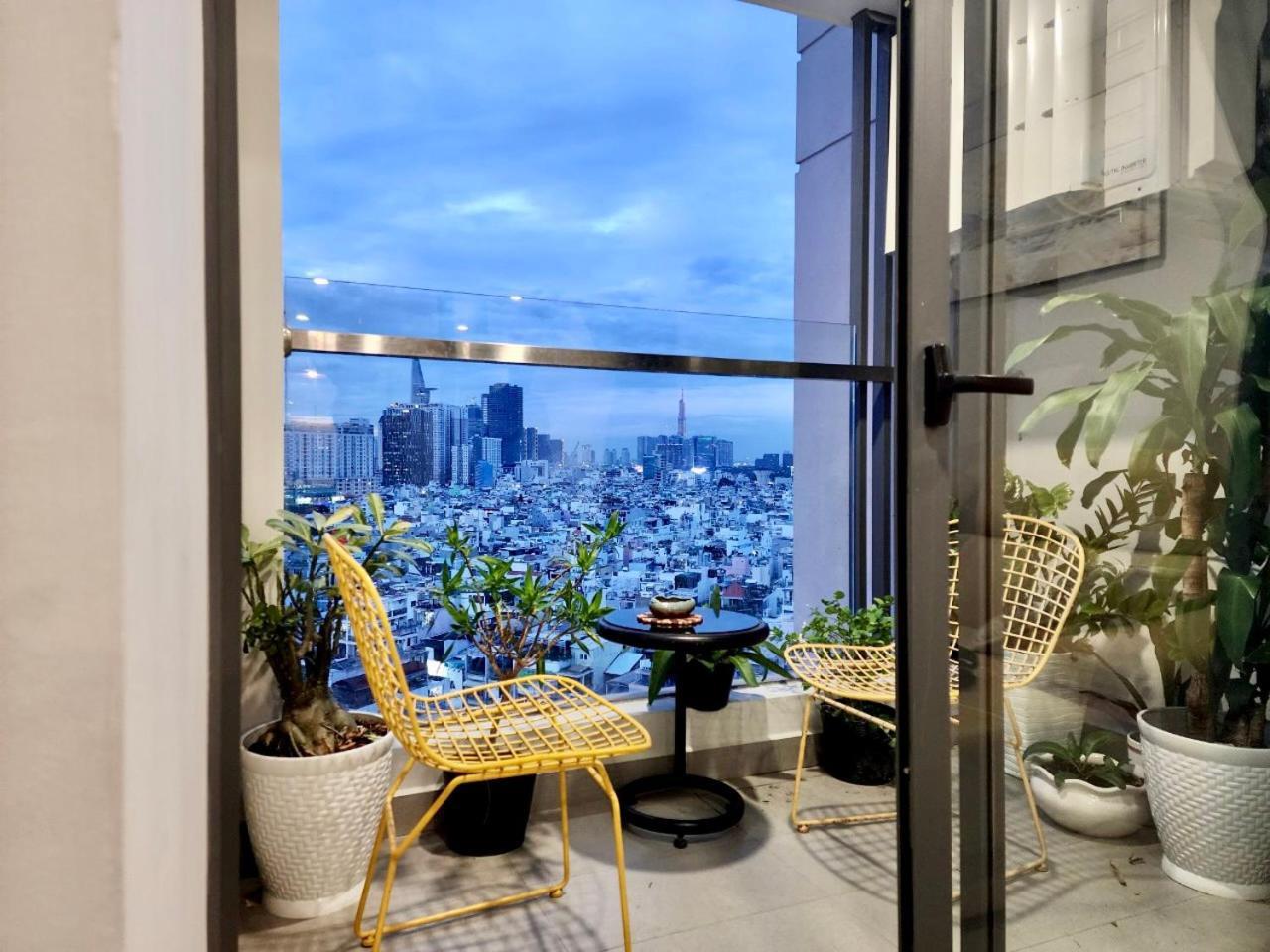 Apartment Triostay Vinh Hoi - Elegant Near Highlights!