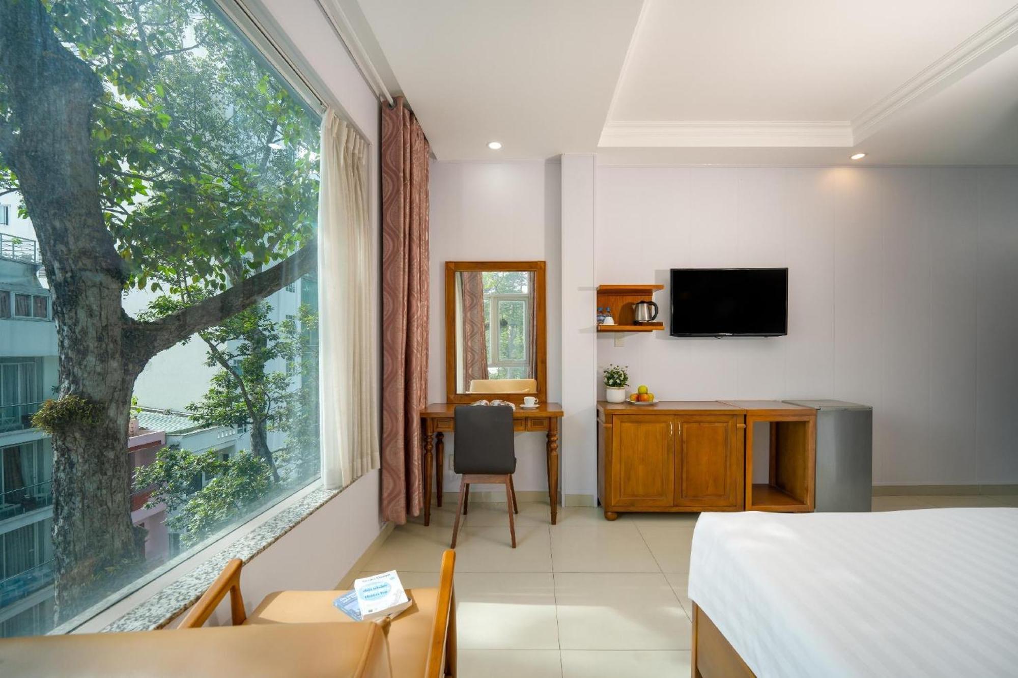 Khách sạn Tuong Vy 2*