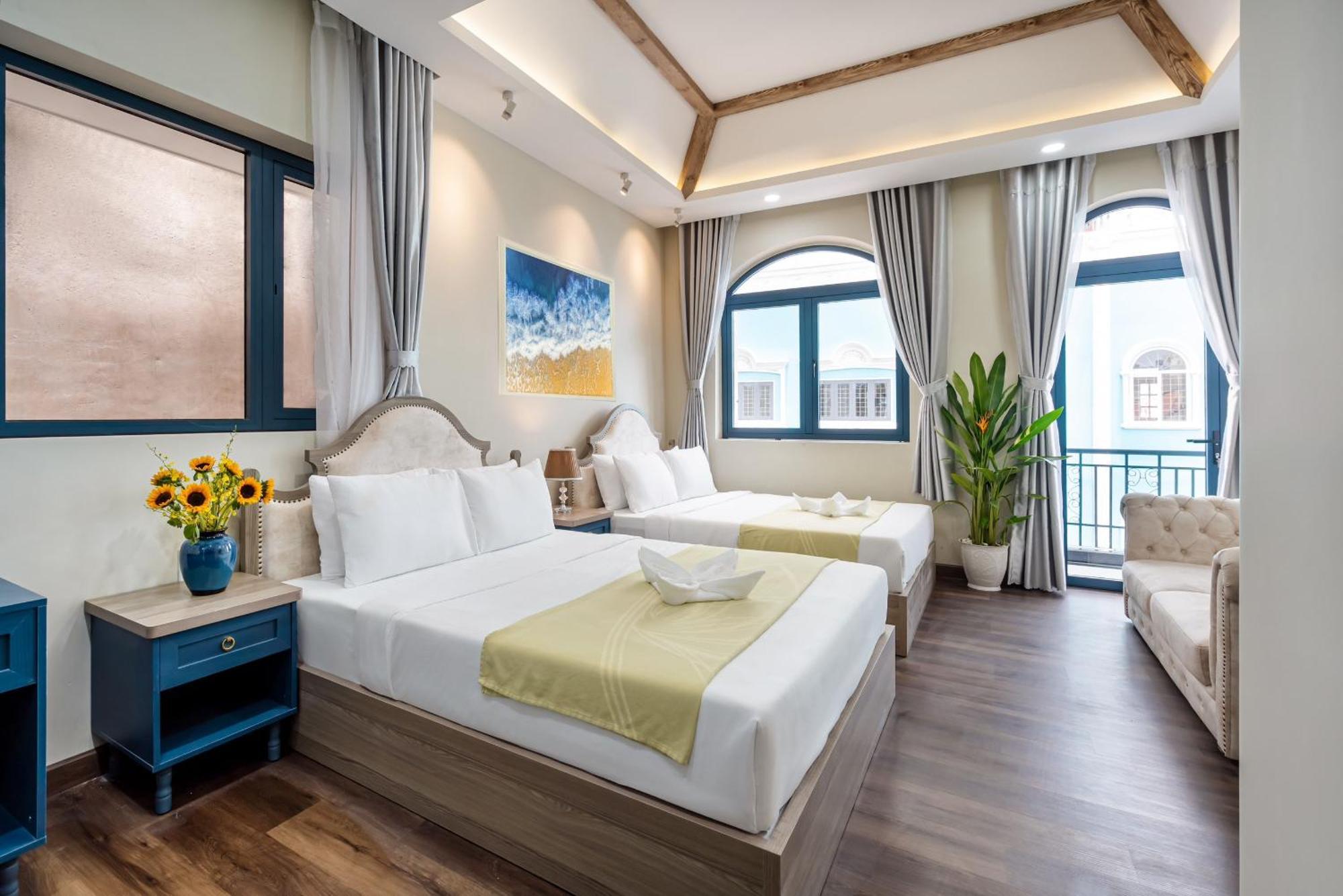 Jan Saigon Oasis *