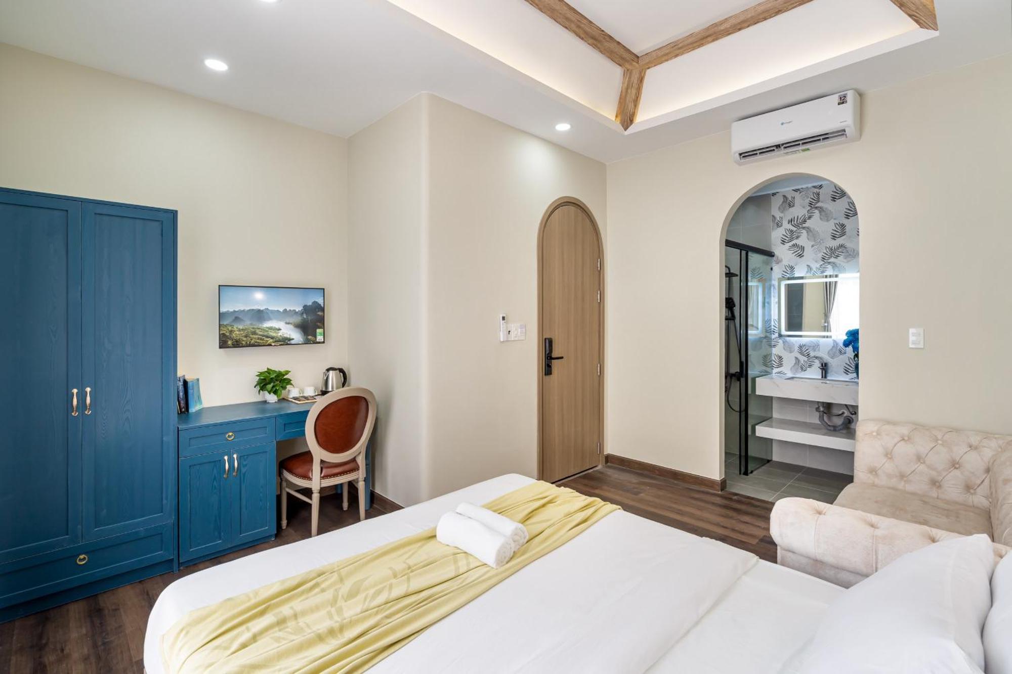 Jan Saigon Oasis Hotel *