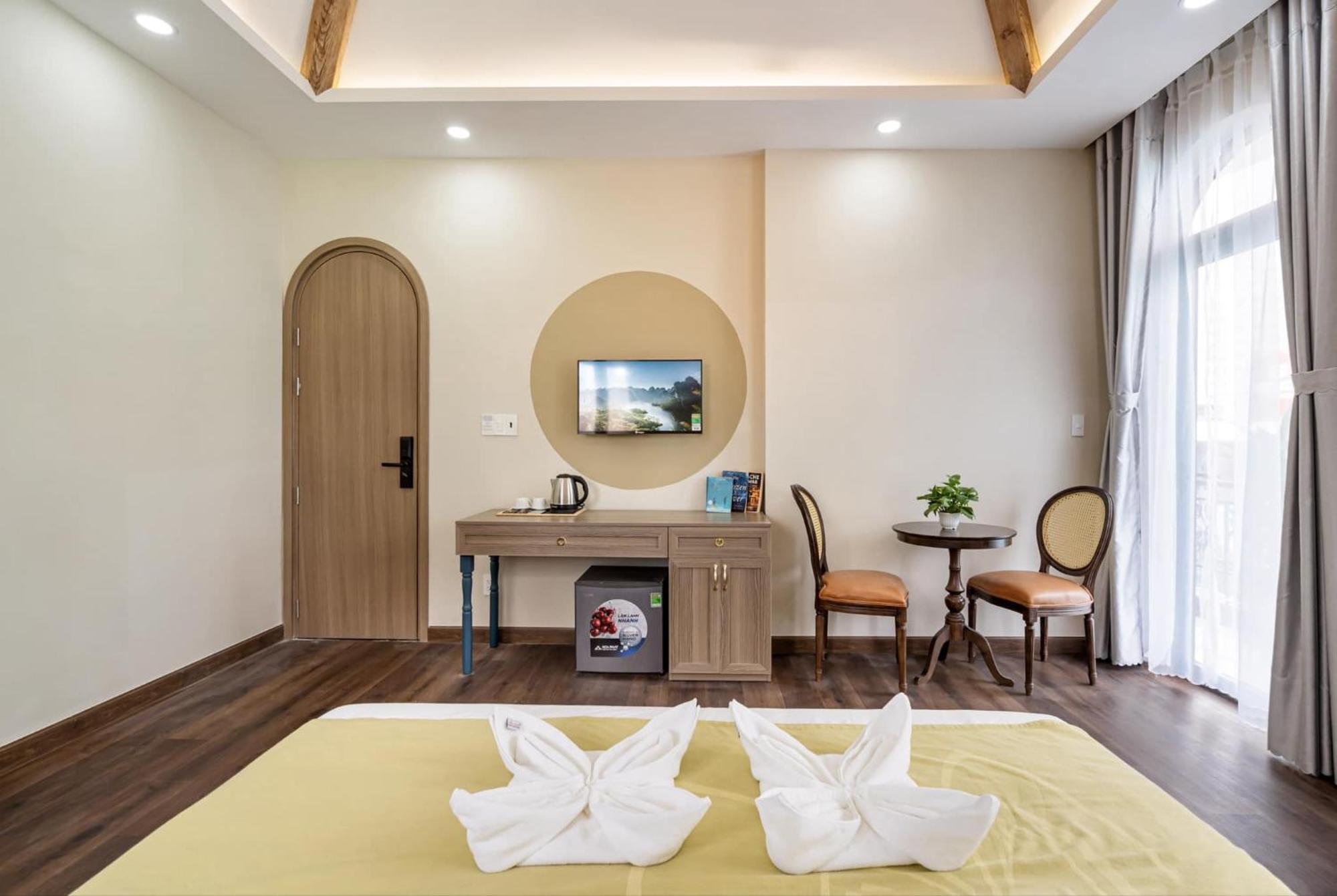 Jan Saigon Oasis Hotel *