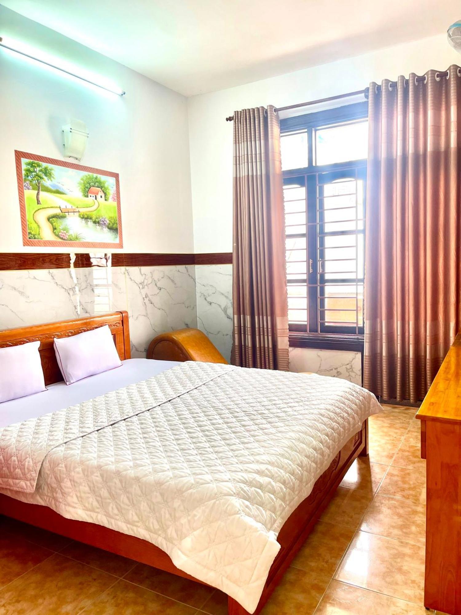 Thuy Duong 2 * Ho Chi Minh City