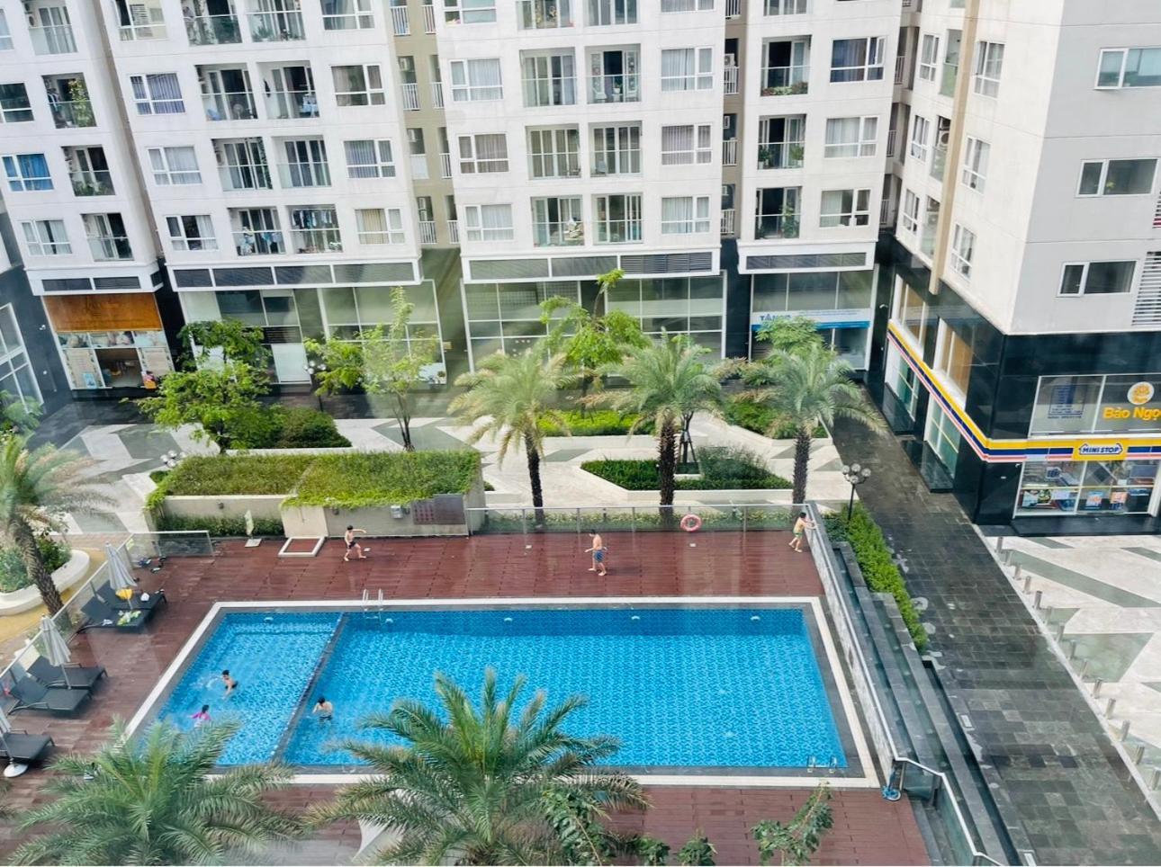 Teddy At Sky Center Luxury Apartment Ho Chi Minh City