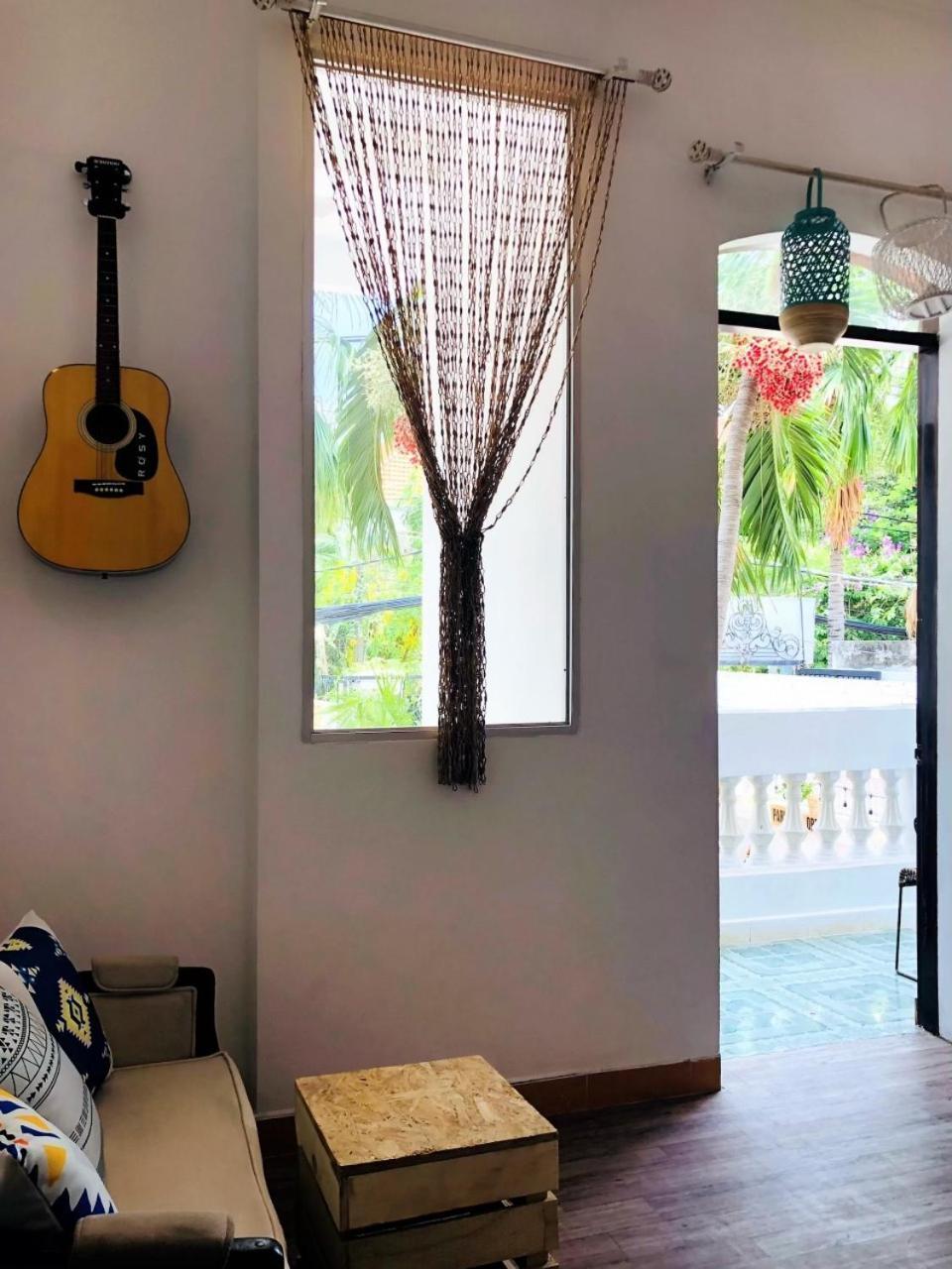 Gem 67, Biet Thu 15 Phong Co Ho Boi Lon * Ho Chi Minh City