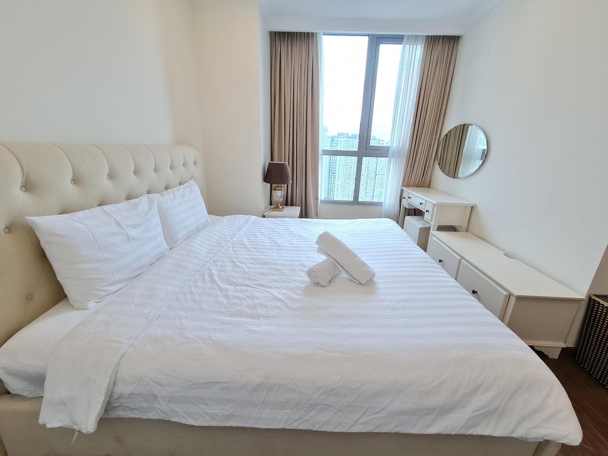 Luxury Vinhomes Central Park - Oda Homes Apartment