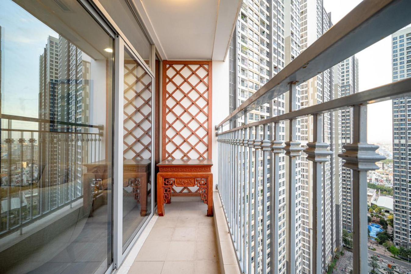 Luxury Vinhomes Central Park - Oda Homes * Ho Chi Minh City