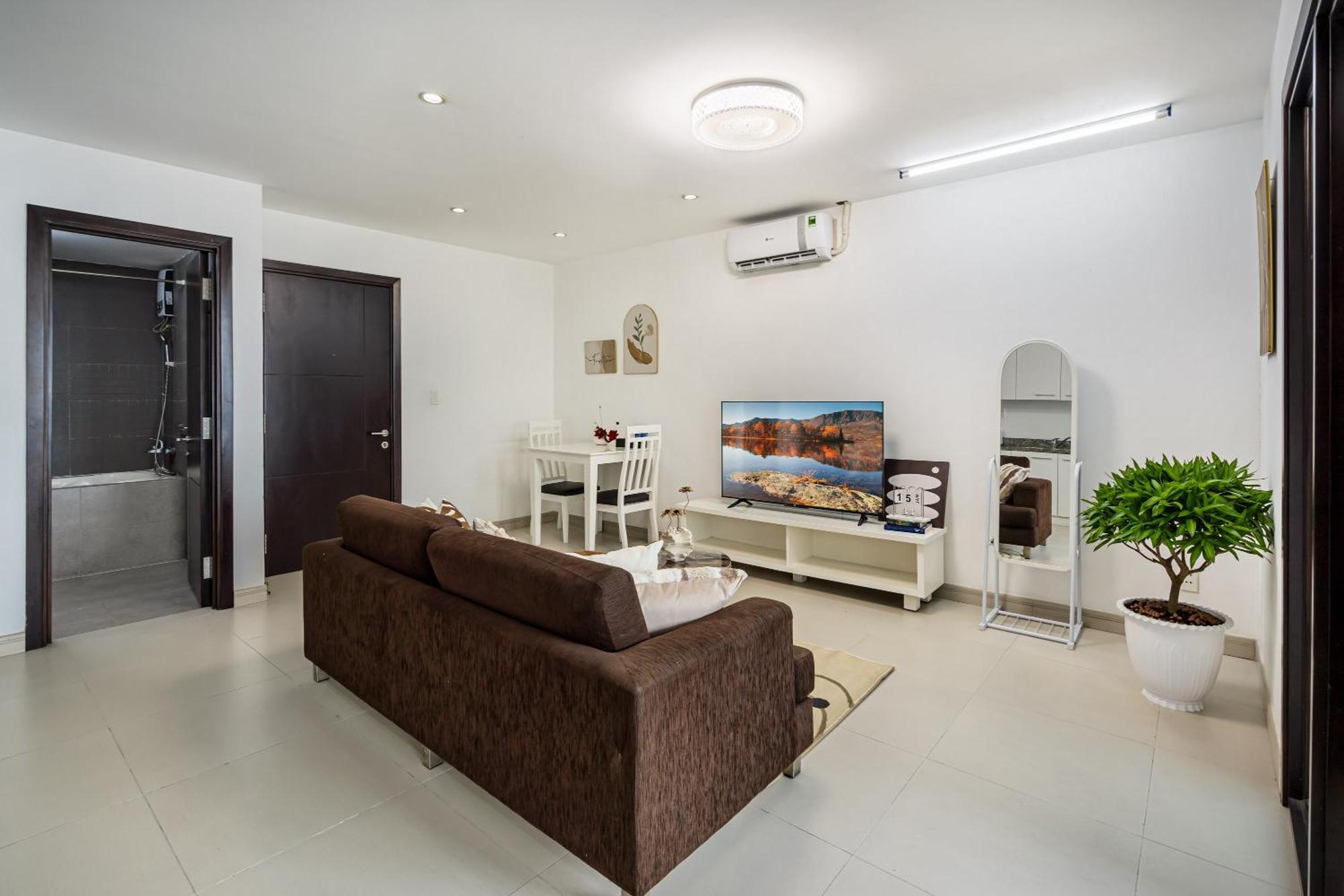 Otis Bui Vien Center