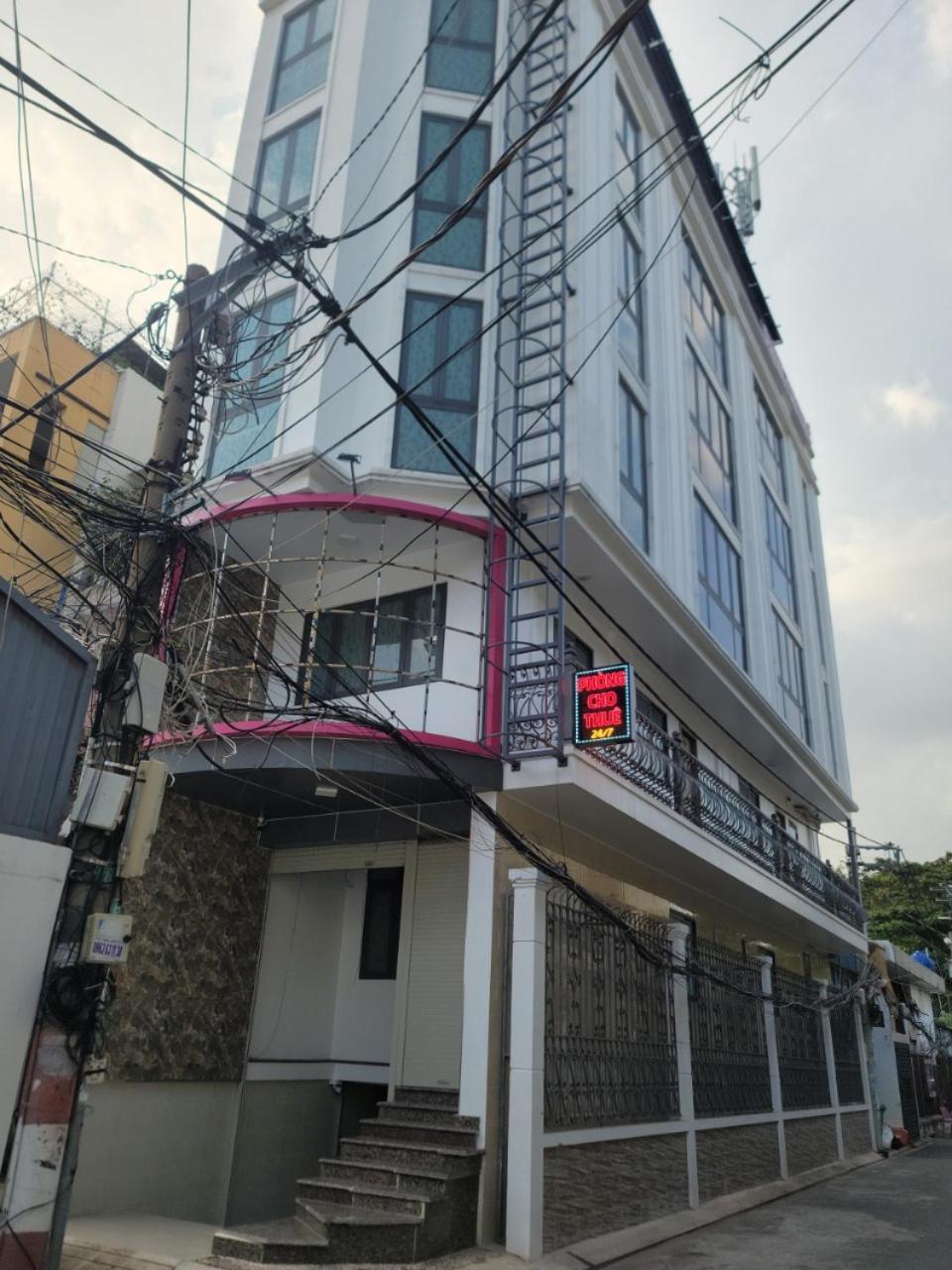 Homestay 247 *