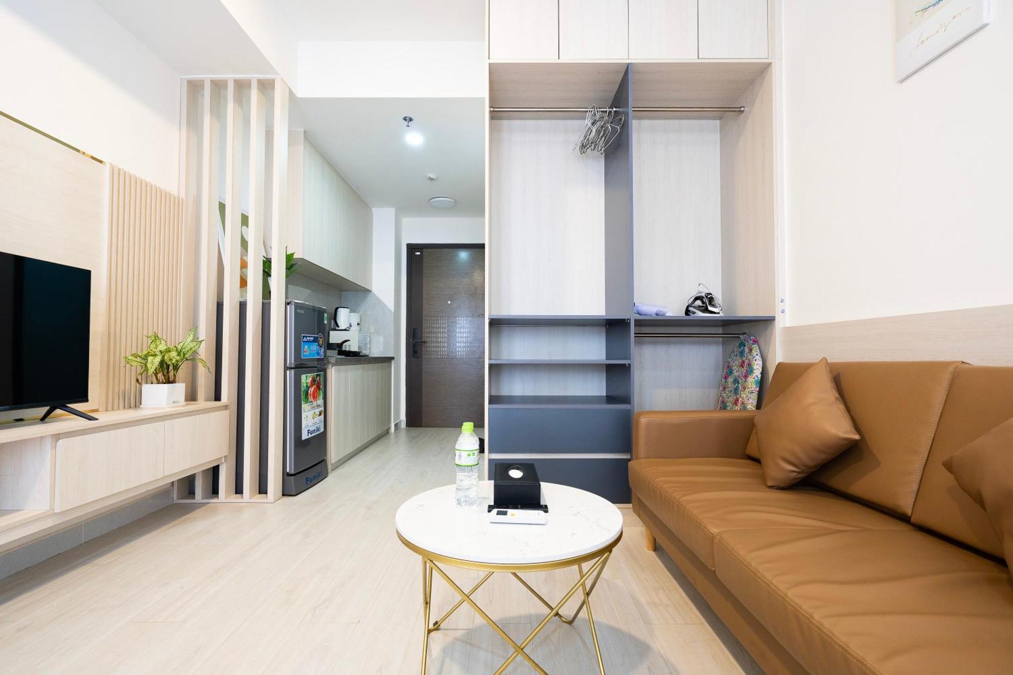 Otis - Soho District 1 - Near Bui Vien Ho Chi Minh City