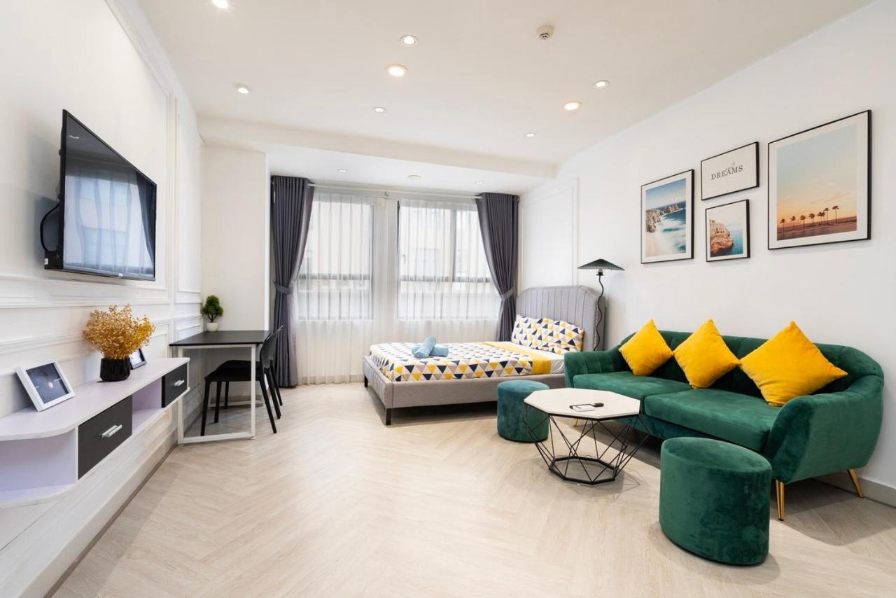Apartment Saigon Royal - Spacious D4 - Hana 06
