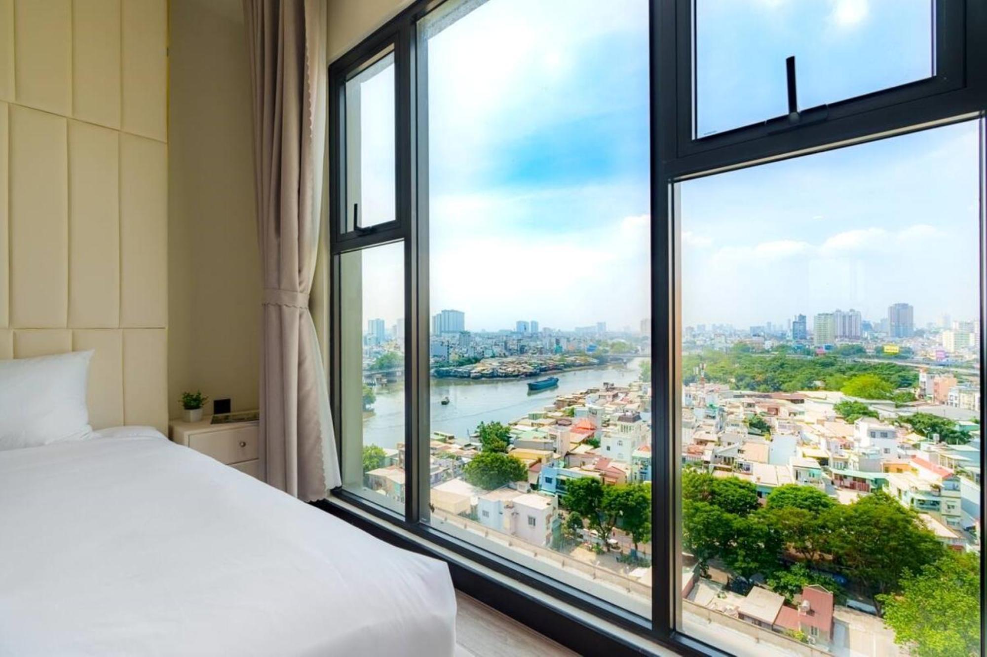 Imperial De La Sol District 4 * Ho Chi Minh City