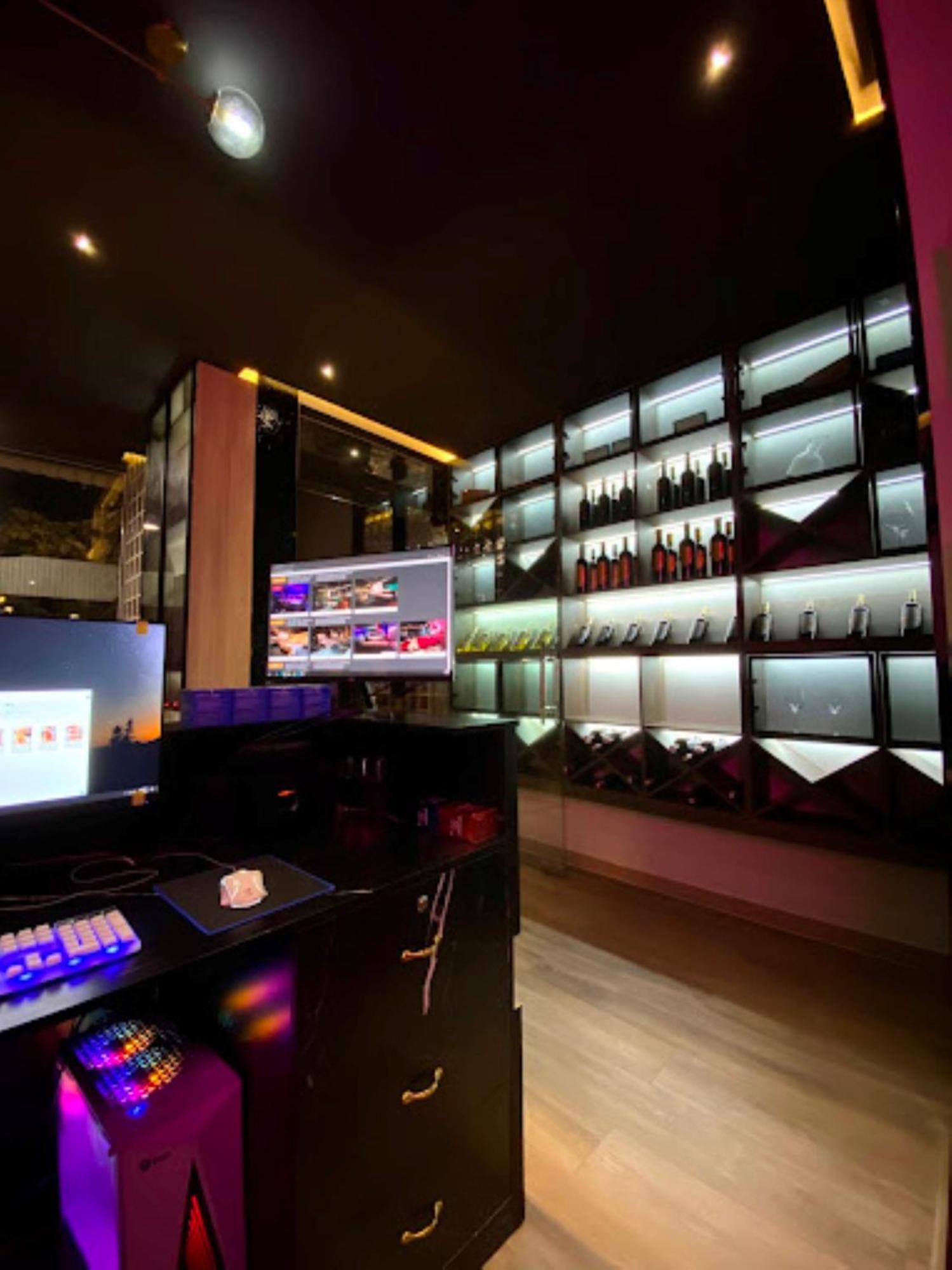 Mastery Hotel *