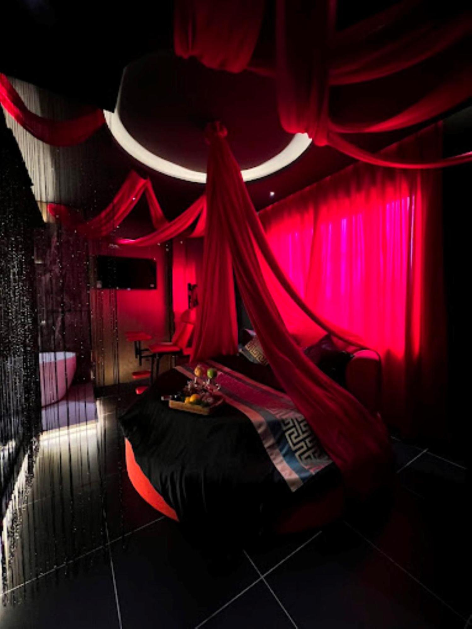 Hotel Mastery