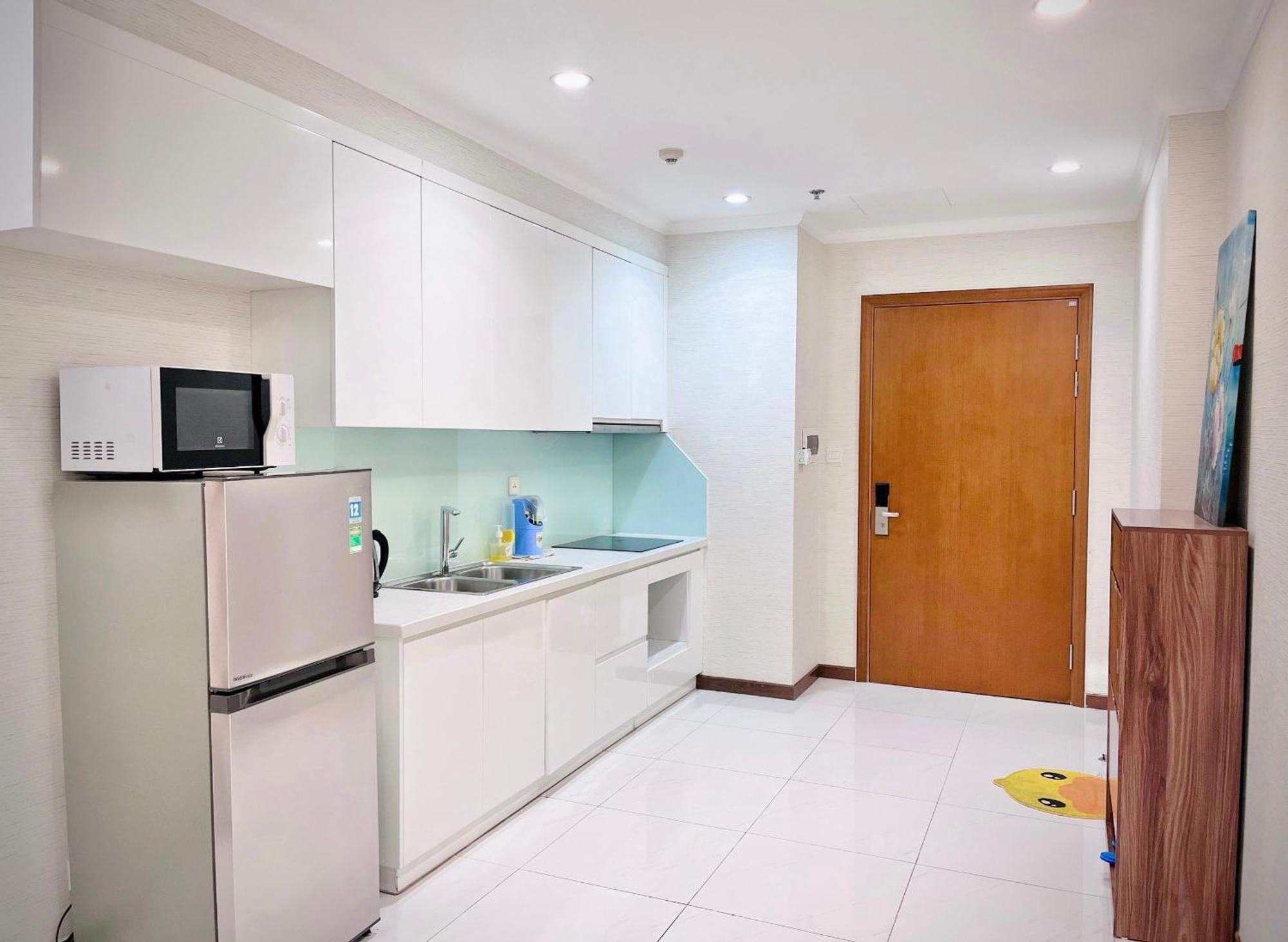 Apartment Vinhomes Park Sunflower Apartment- Ho Dich Vu Cho Thue *