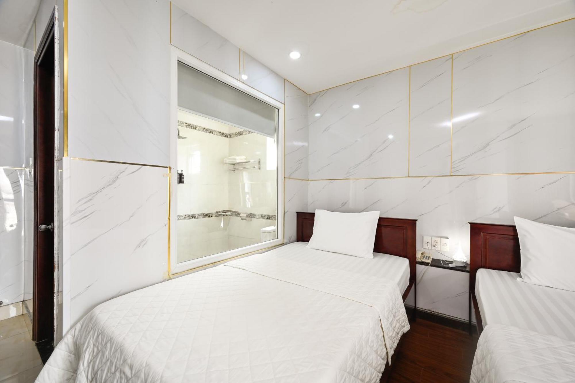 Hotel Gia Hoa Airport 3*